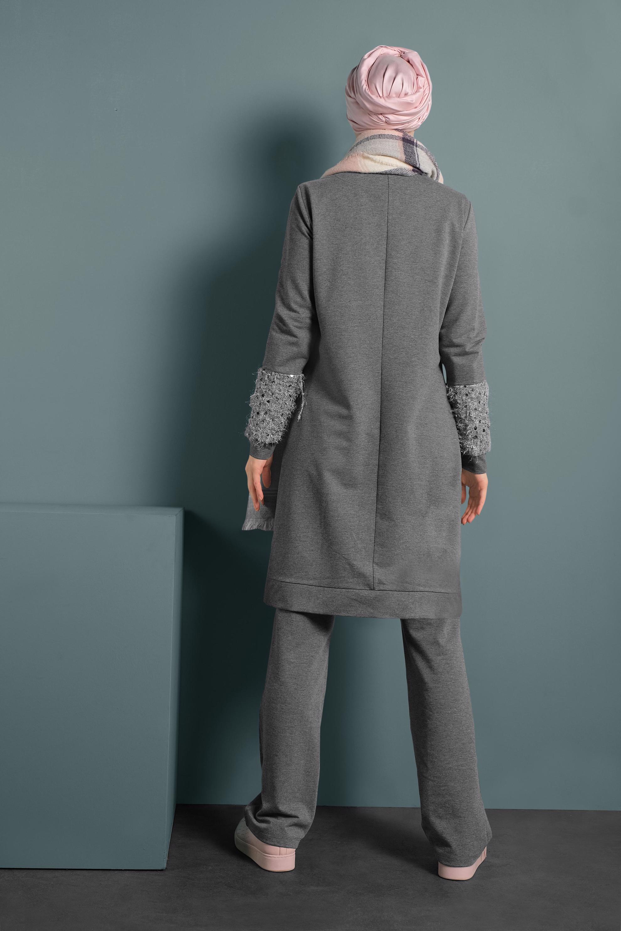 Tesettür giyim GRİ KOLLARI SAÇAKLI FERMUARLI İKİLİ EŞOFMAN TAKIMI 40325