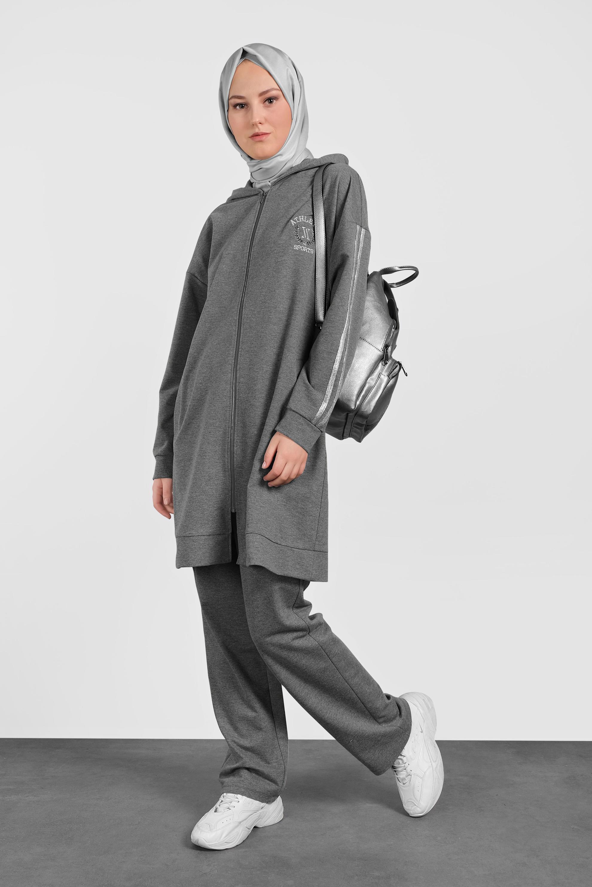 Tesettür giyim GRİ ŞERİTLİ EŞOFMAN TAKIMI 40344