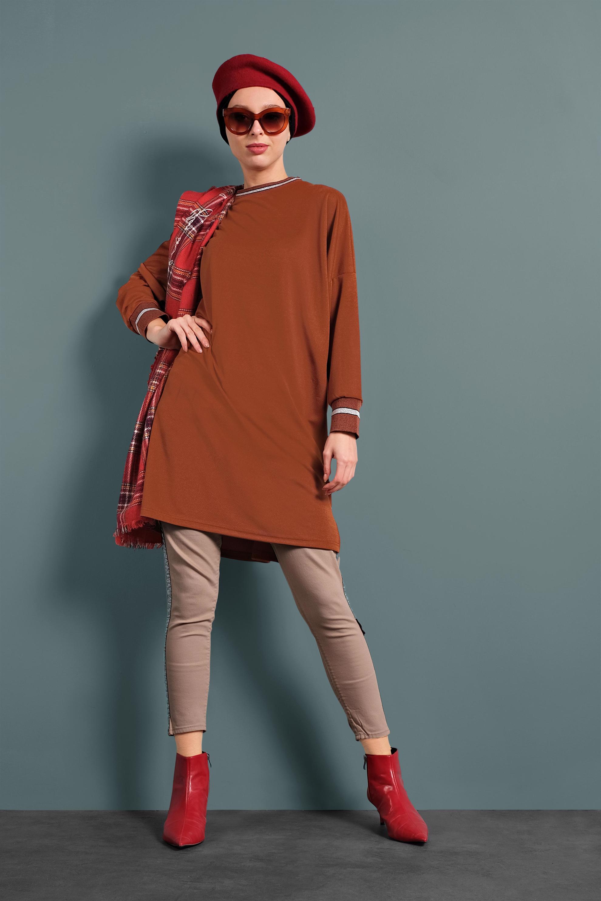 Tesettür giyim TABA SİM DETAYLI YUVARLAK YAKA TUNİK 40419