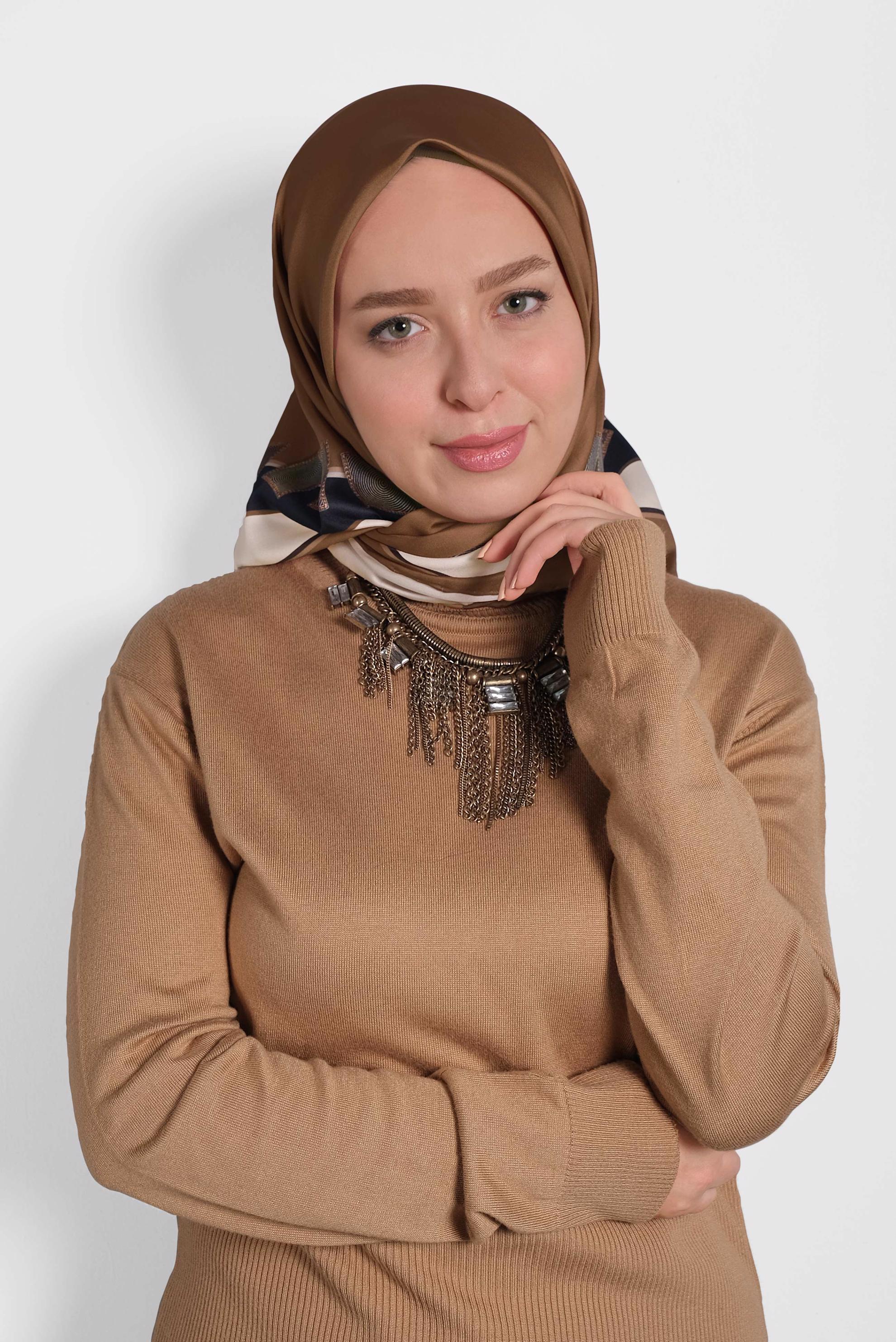 Tesettür giyim TABA ALVİNA DİJİTAL EŞARP 8004 