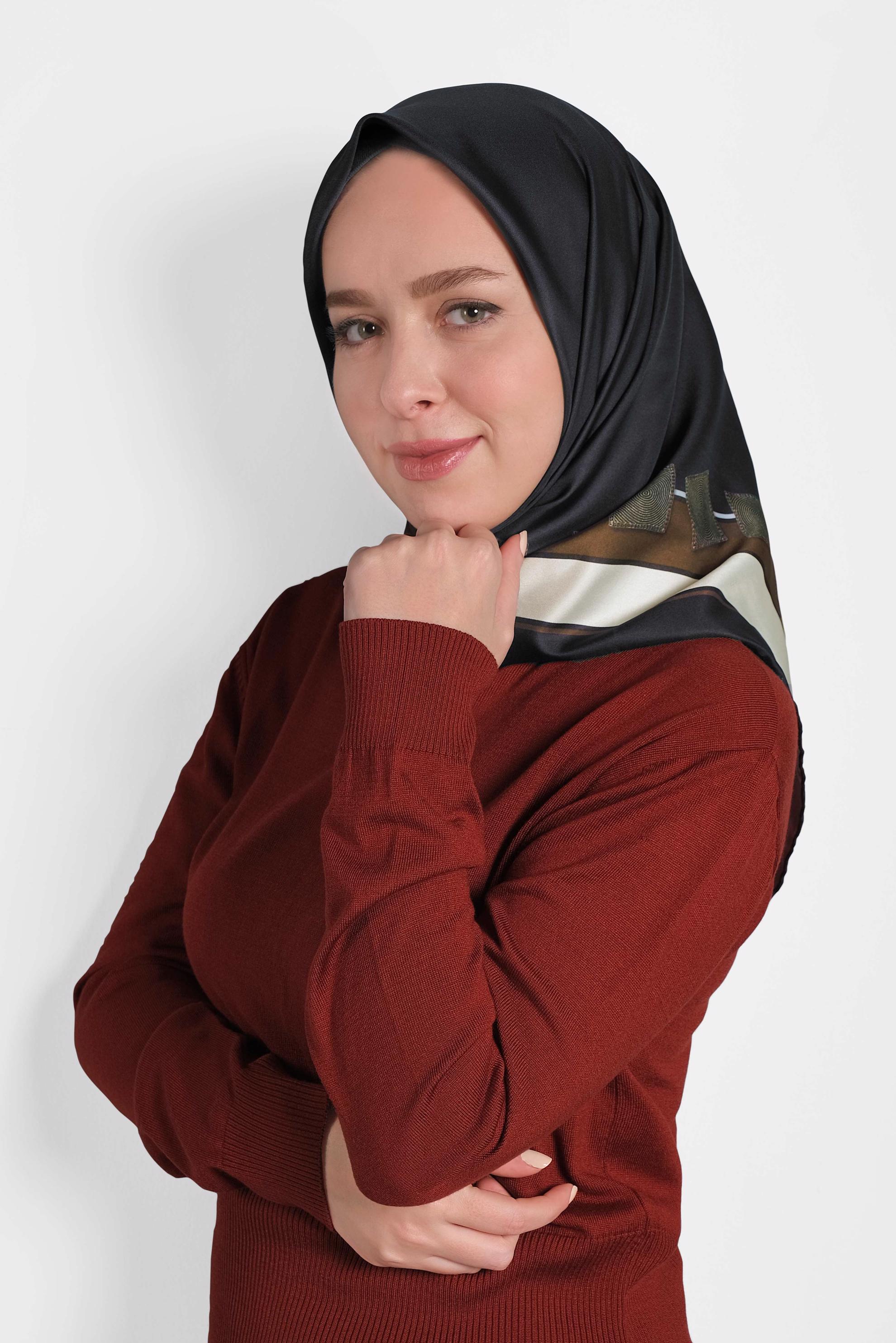 Tesettür giyim SİYAH ALVİNA DİJİTAL EŞARP 8004 