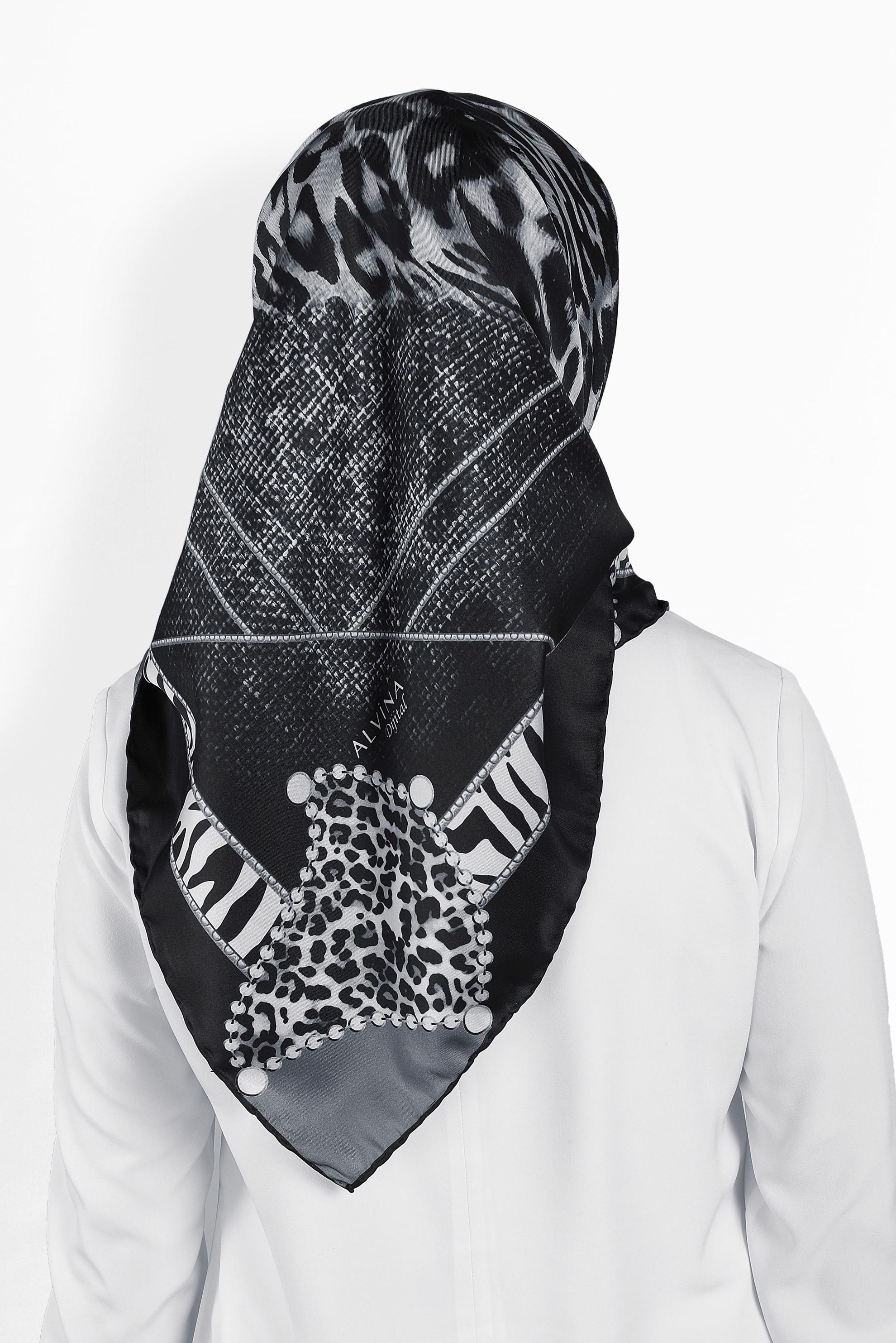 Tesettür giyim SİYAH ALVİNA DİJİTAL EŞARP 8006 