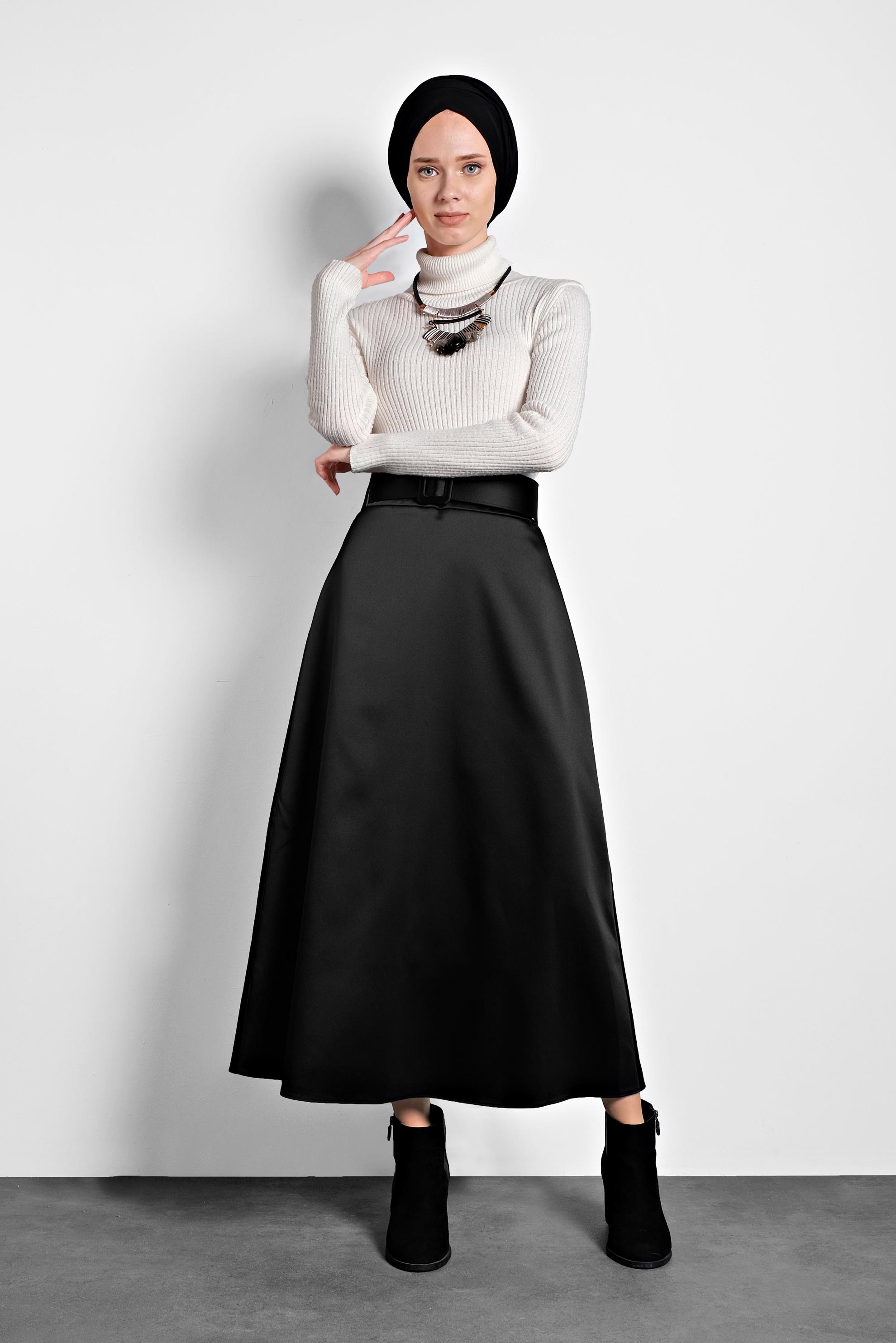 Tesettür giyim SİYAH KEMERLİ SATEN ETEK 60040