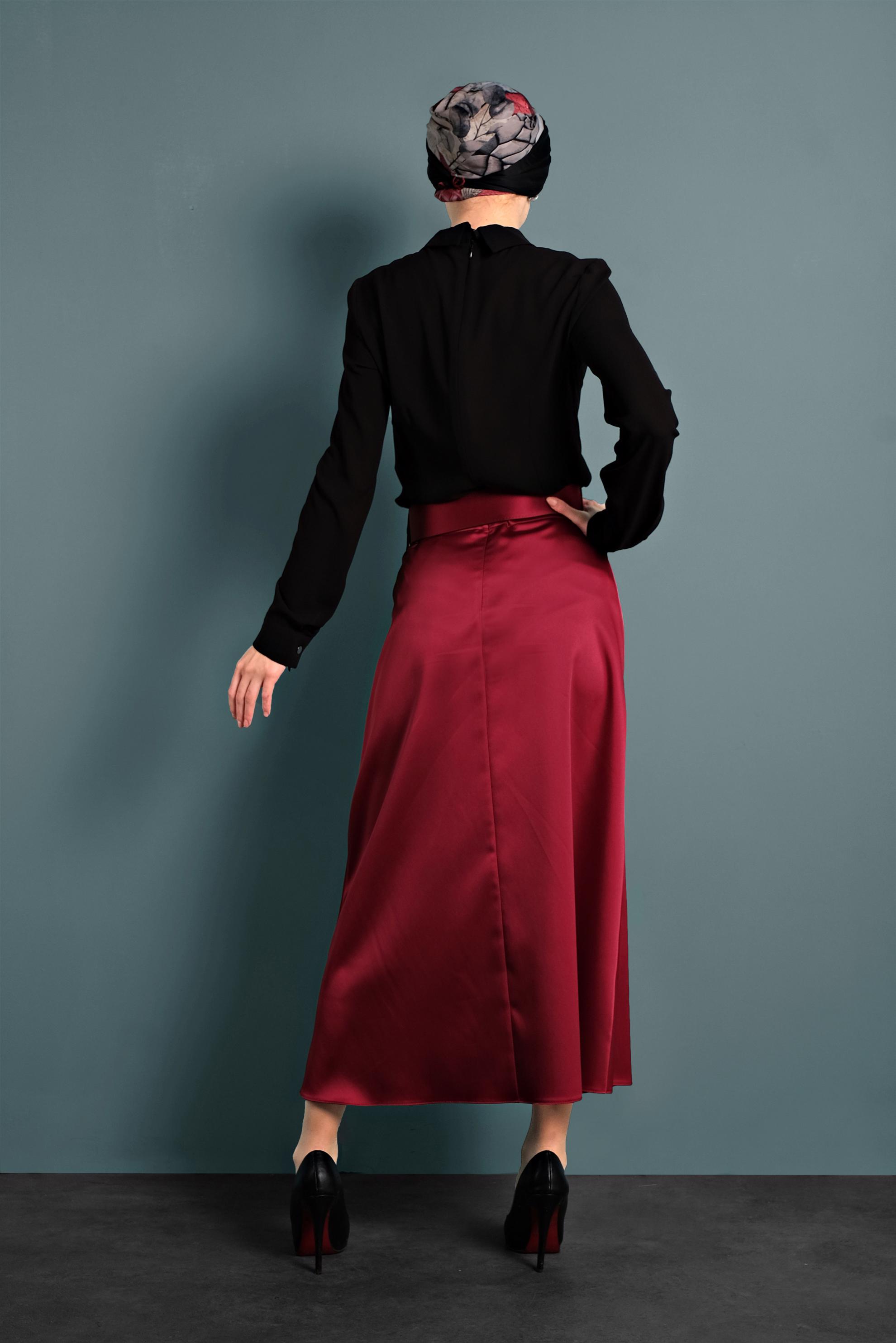 Tesettür giyim BORDO KEMERLİ SATEN ETEK 60040