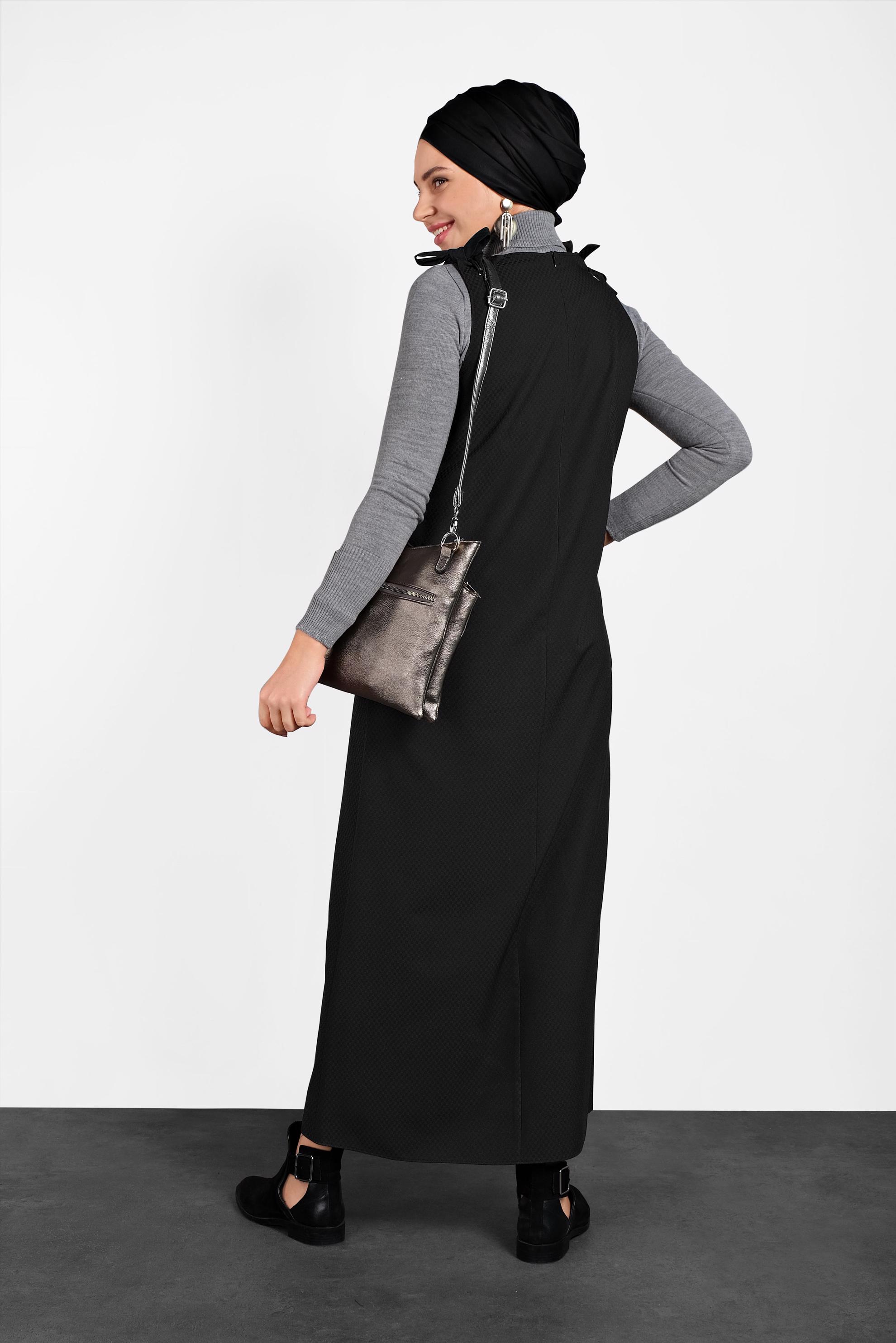 Tesettür giyim SİYAH OMUZLARI BAĞCIKLI JİLE 40414