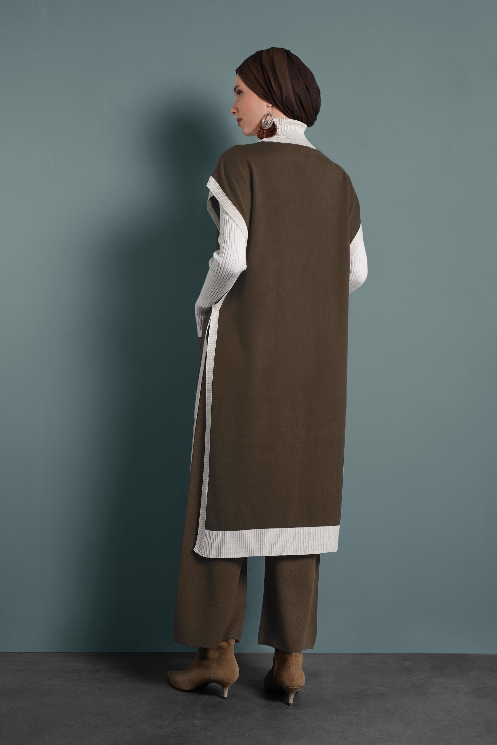 Tesettür giyim KAHVE BALIKÇI YAKA CEPLİ TRİKO PANÇO 40279  