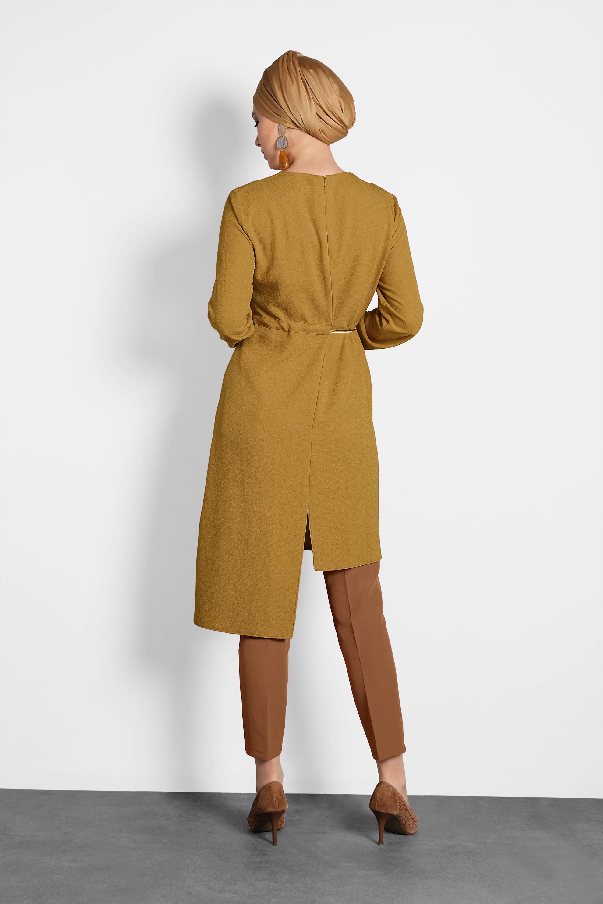 Tesettür giyim TABA DÜĞMELİ HAVUÇ PANTOLON 70009