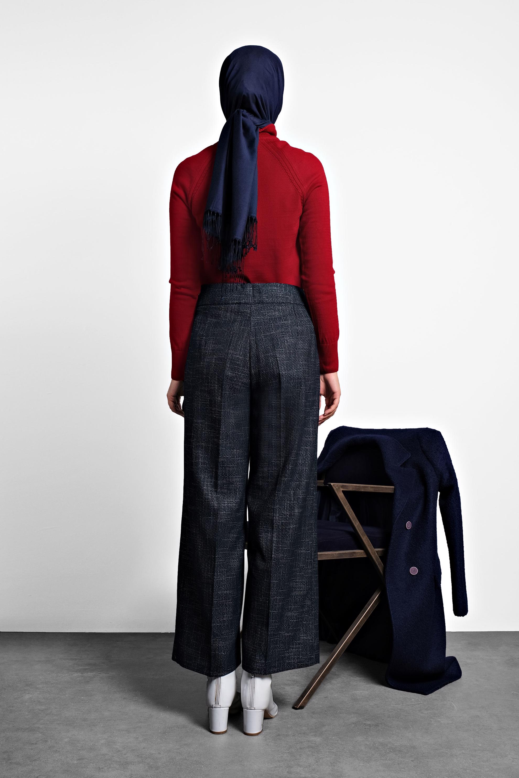 Tesettür giyim LACİVERT DÜĞMELİ BOL PAÇA PANTOLON 70018