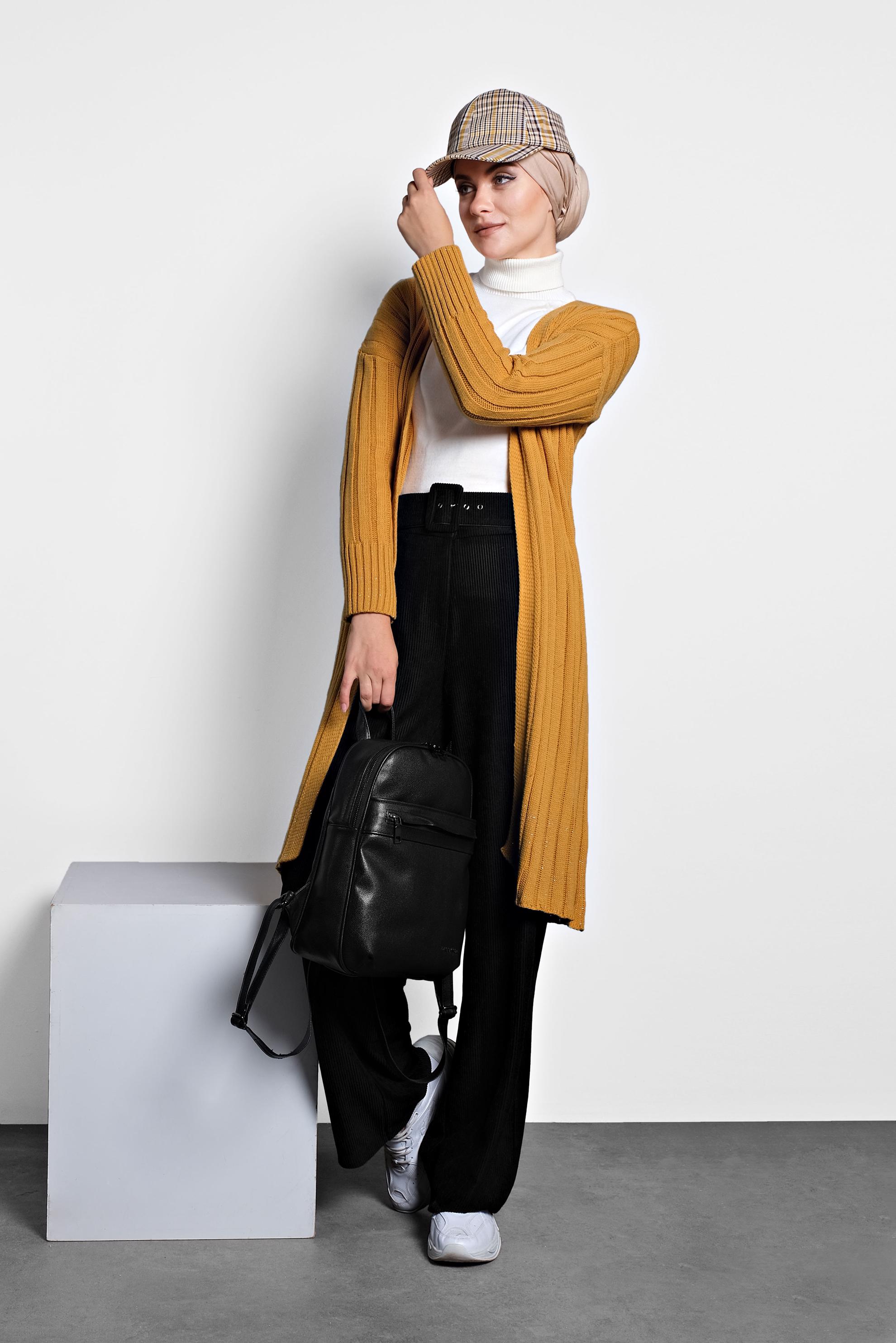 Tesettür giyim SİYAH FİTİLLİ KADİFE PANTOLON 70026