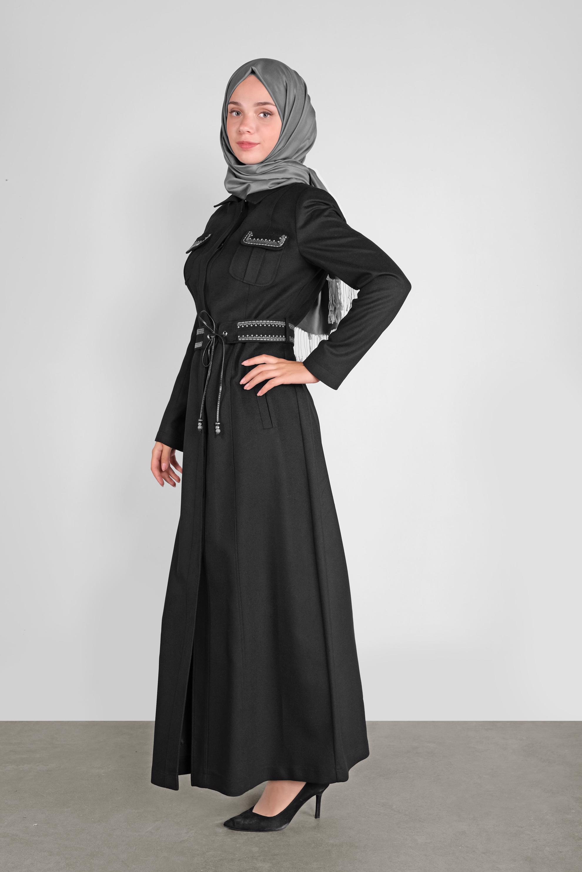 Tesettür giyim SİYAH NAKIŞ DETAYLI PARDESÜ 10010 