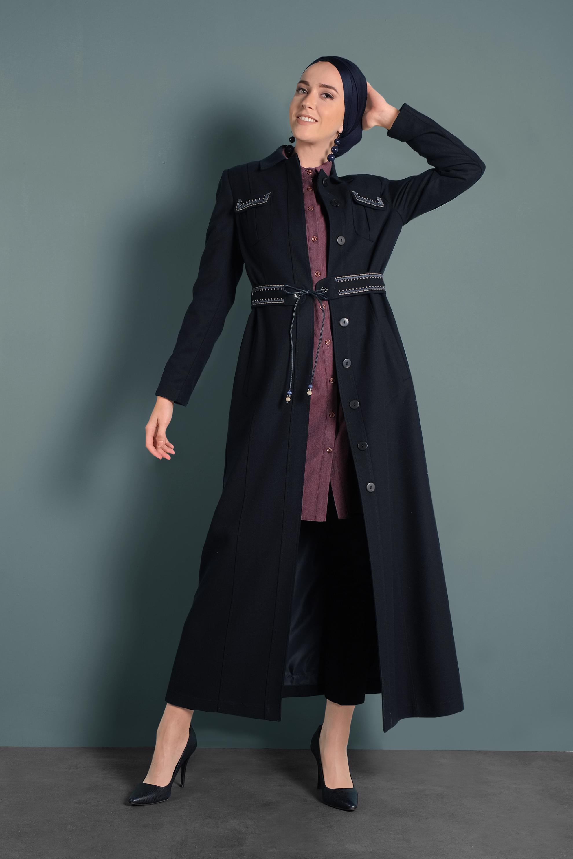 Tesettür giyim LACİVERT NAKIŞ DETAYLI PARDESÜ 10010 