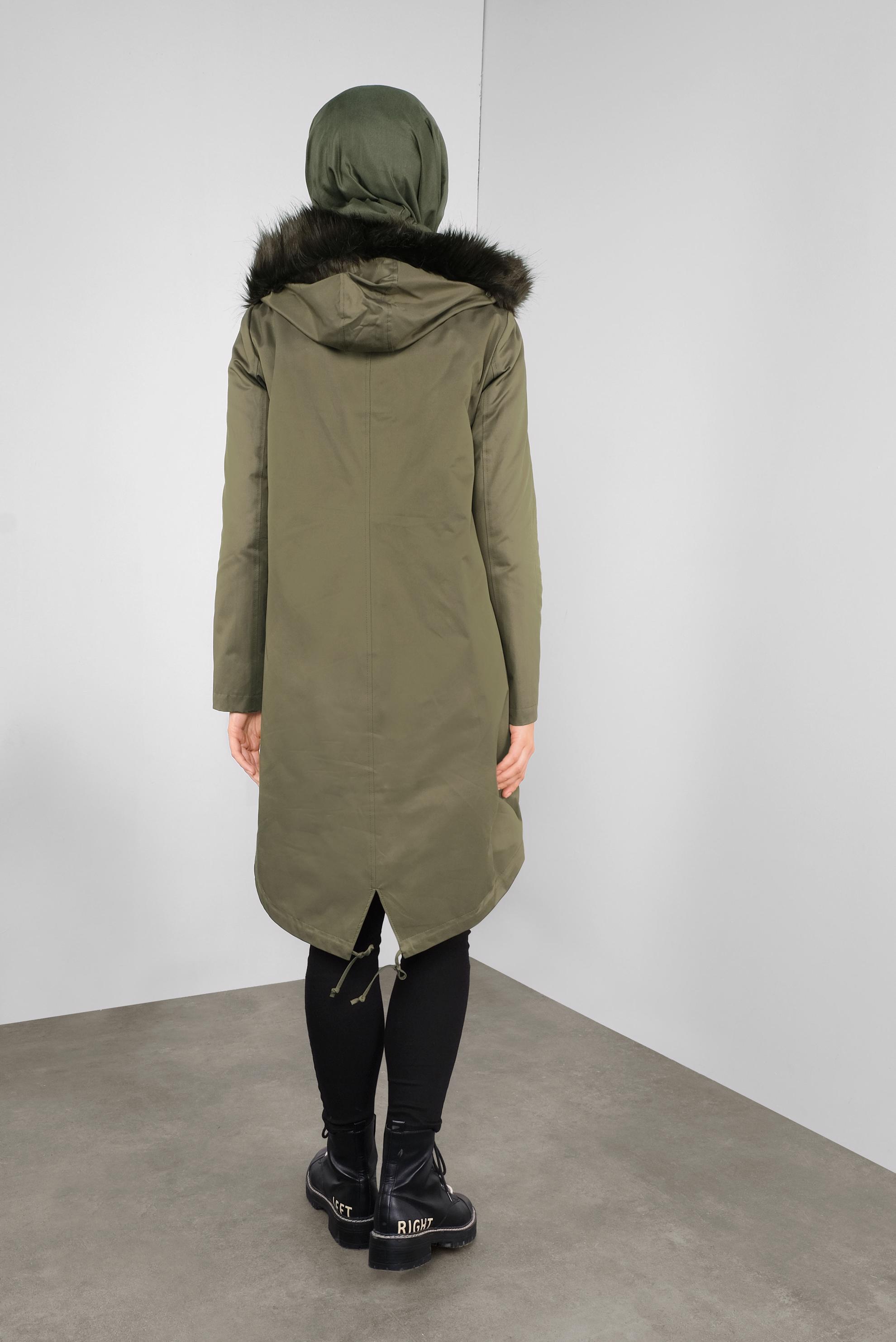 Vêtements hijab KAKI PARKA AVEC CAPUCHE EN PEAU DE MOUTON 90020