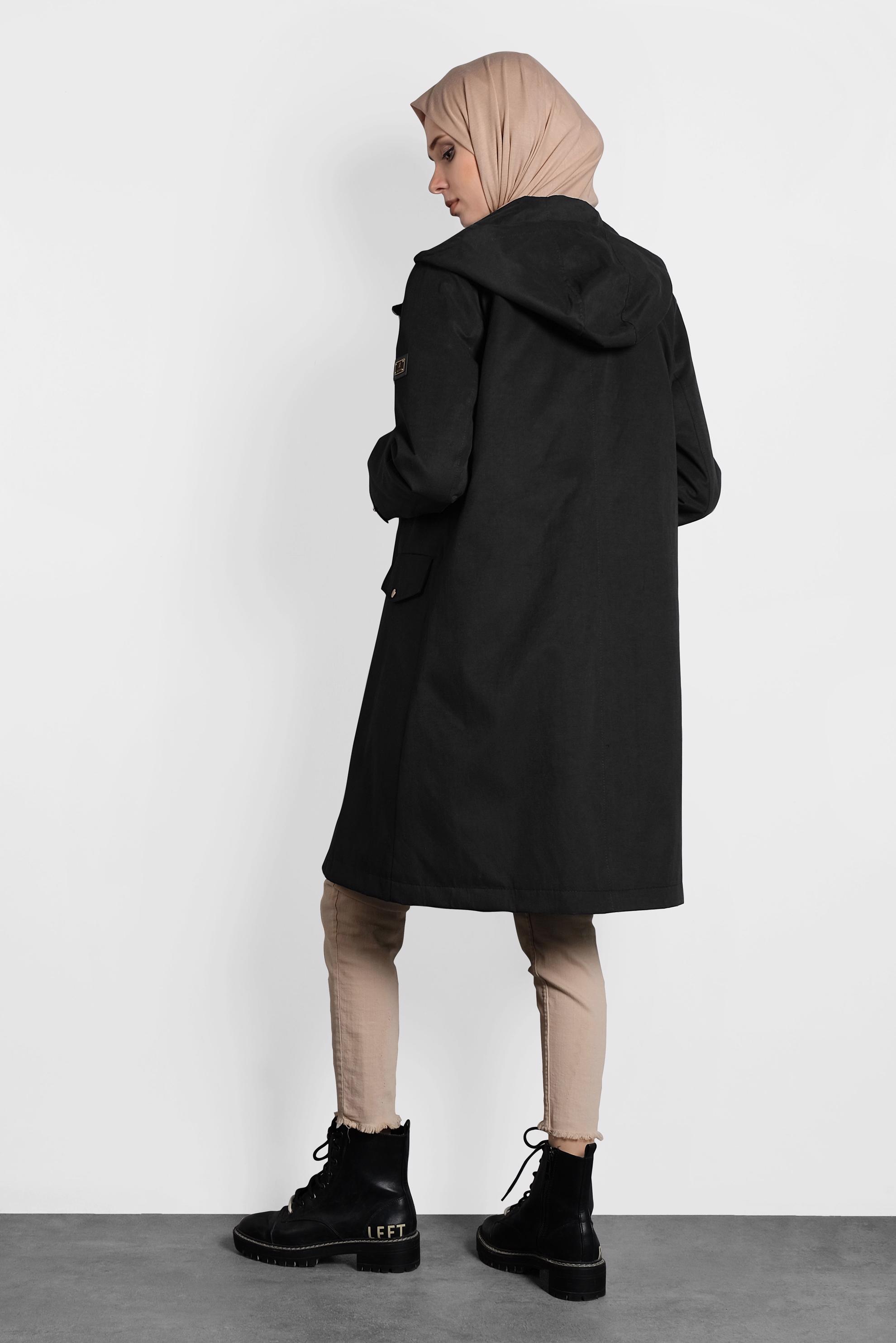 Tesettür giyim SİYAH FERMUAR VE ÇITÇITLI PAMUKLU PARKA 90036