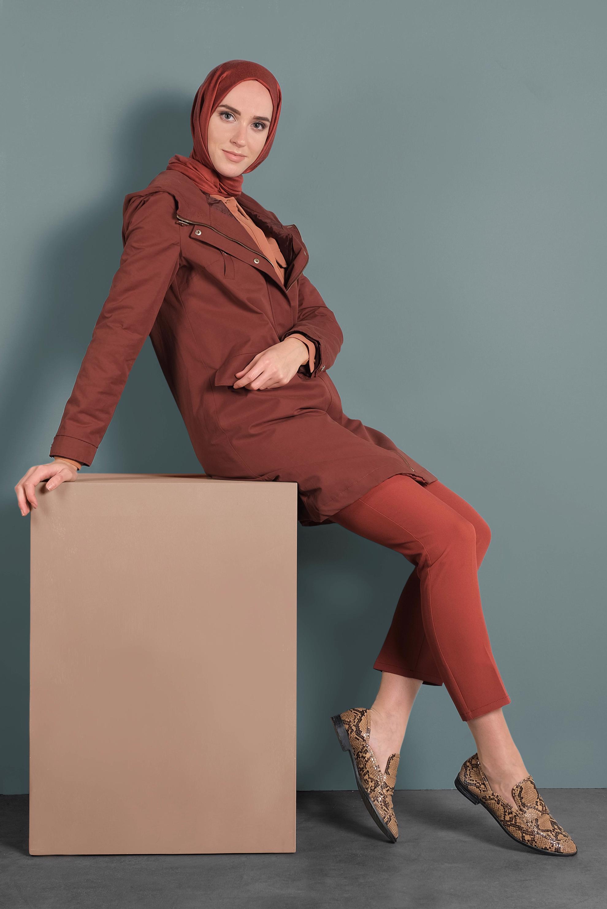 Tesettür giyim TURUNCU FERMUAR VE ÇITÇITLI PAMUKLU PARKA 90036