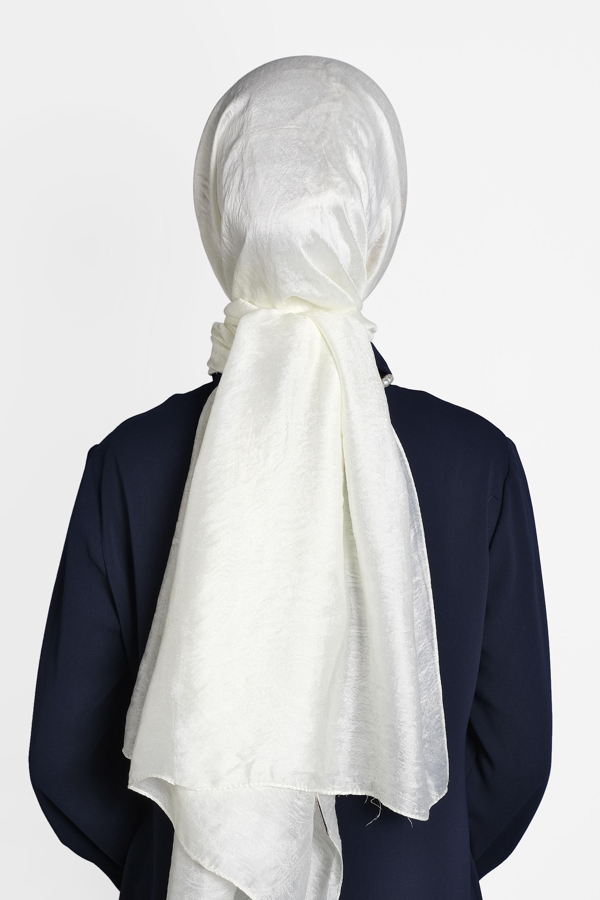 Tesettür giyim EKRU ALVİNA JAKARLI MİLANO ŞAL 8002  