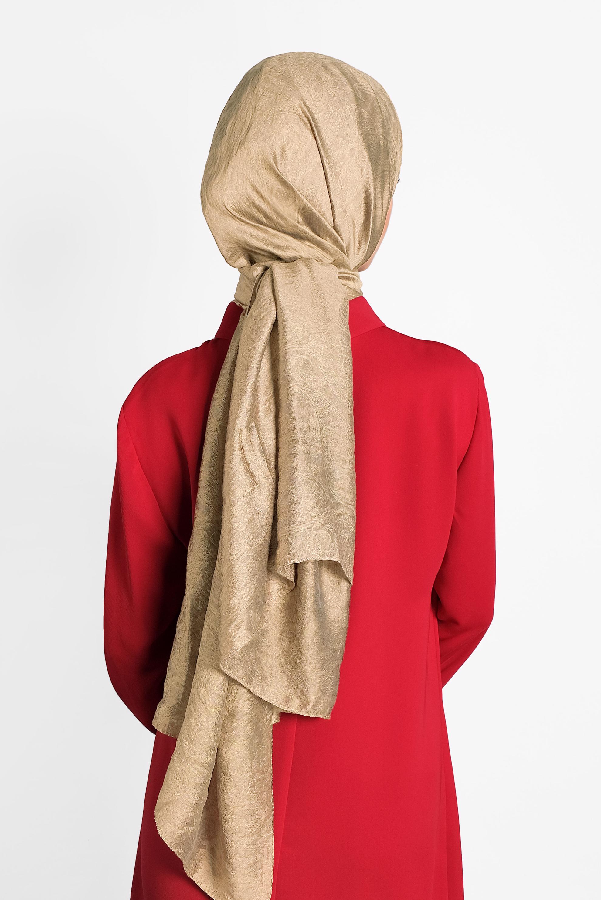 Tesettür giyim ALTIN ALVİNA JAKARLI MİLANO ŞAL 8002  