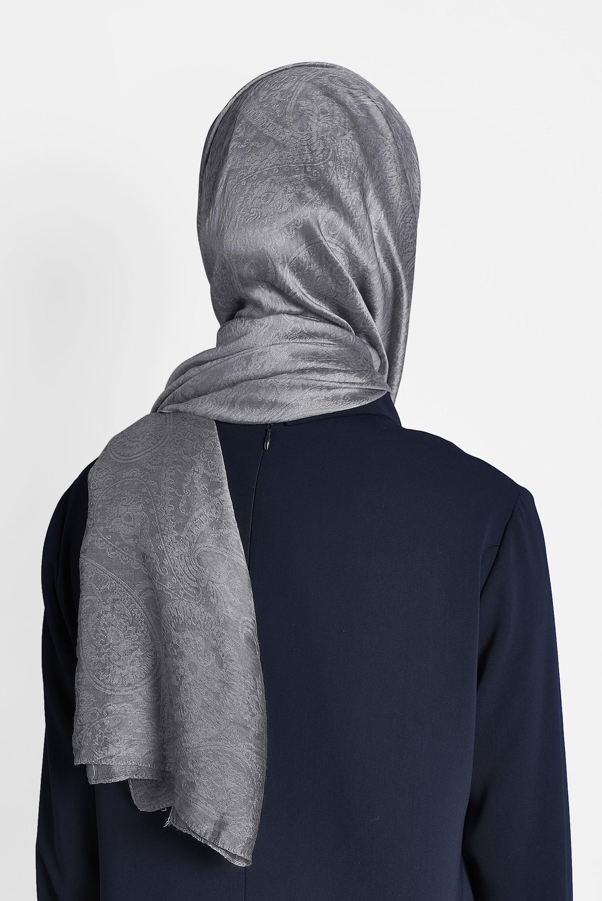 Tesettür giyim GRİ ALVİNA JAKARLI MİLANO ŞAL 8002  