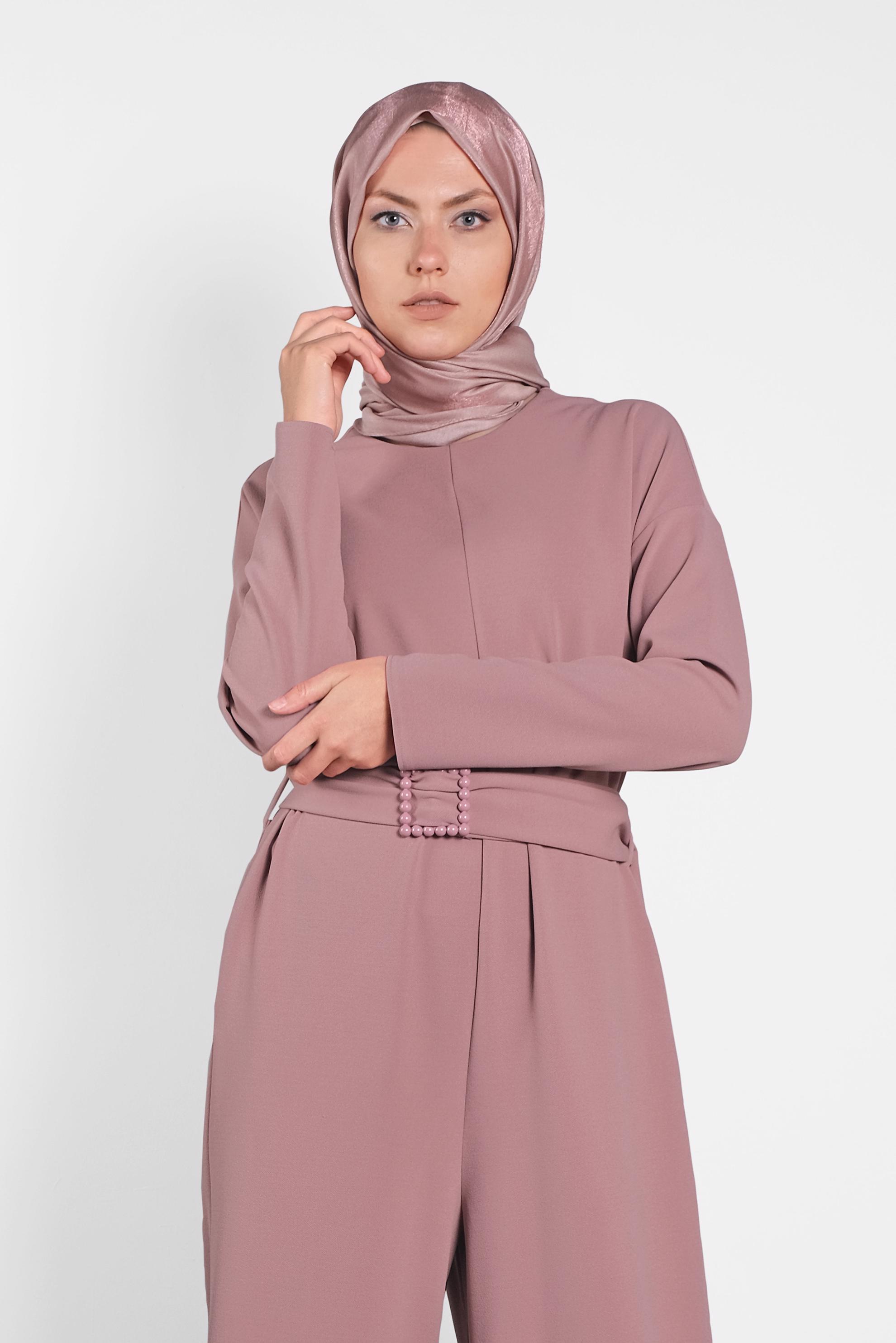 Tesettür giyim PUDRA KEMERİ İNCİ DETAYLI FERMUARLI TULUM 40216 