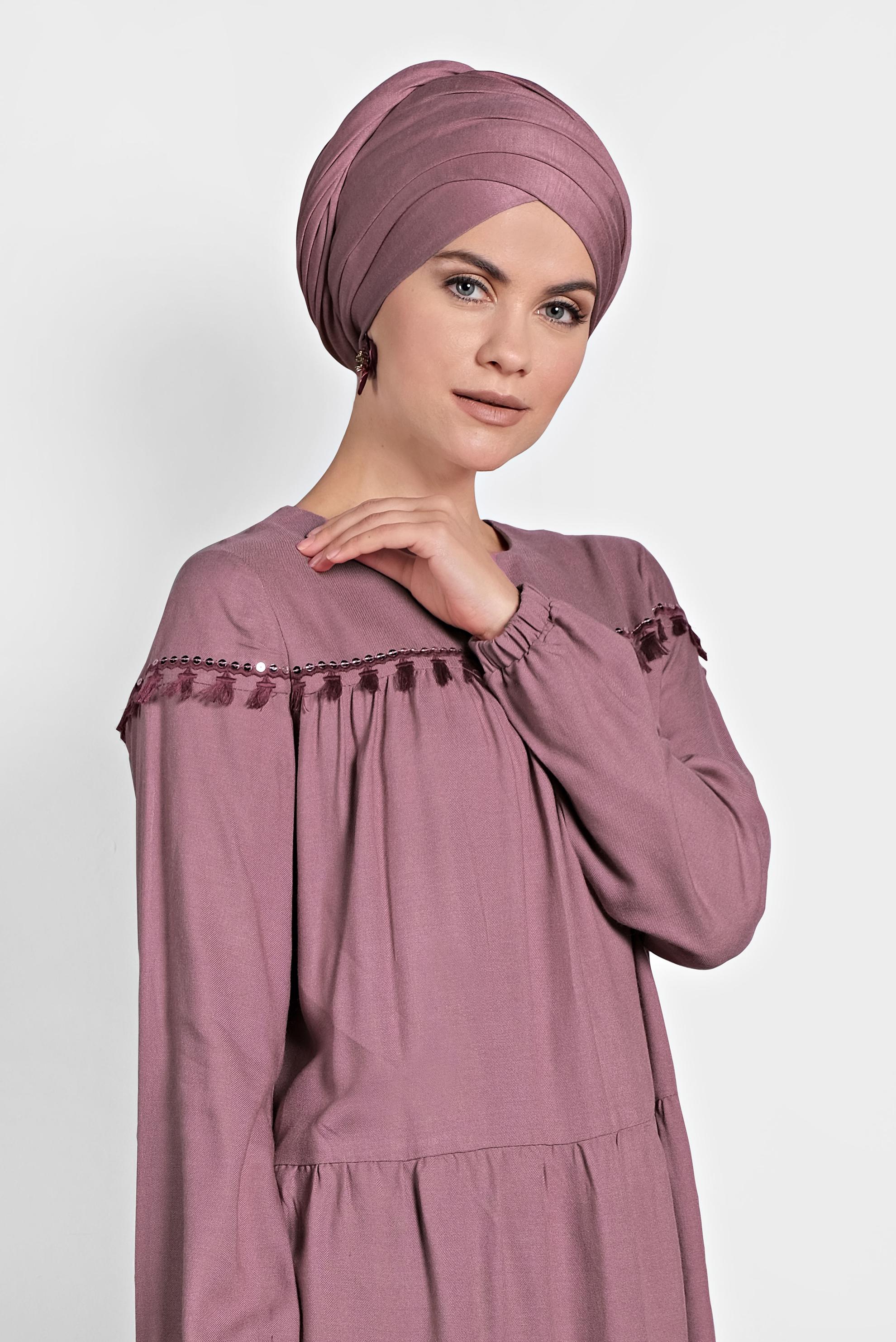 Tesettür giyim PEMBE PÜSKÜLLÜ PULLU PAYETLİ TUNİK 40116