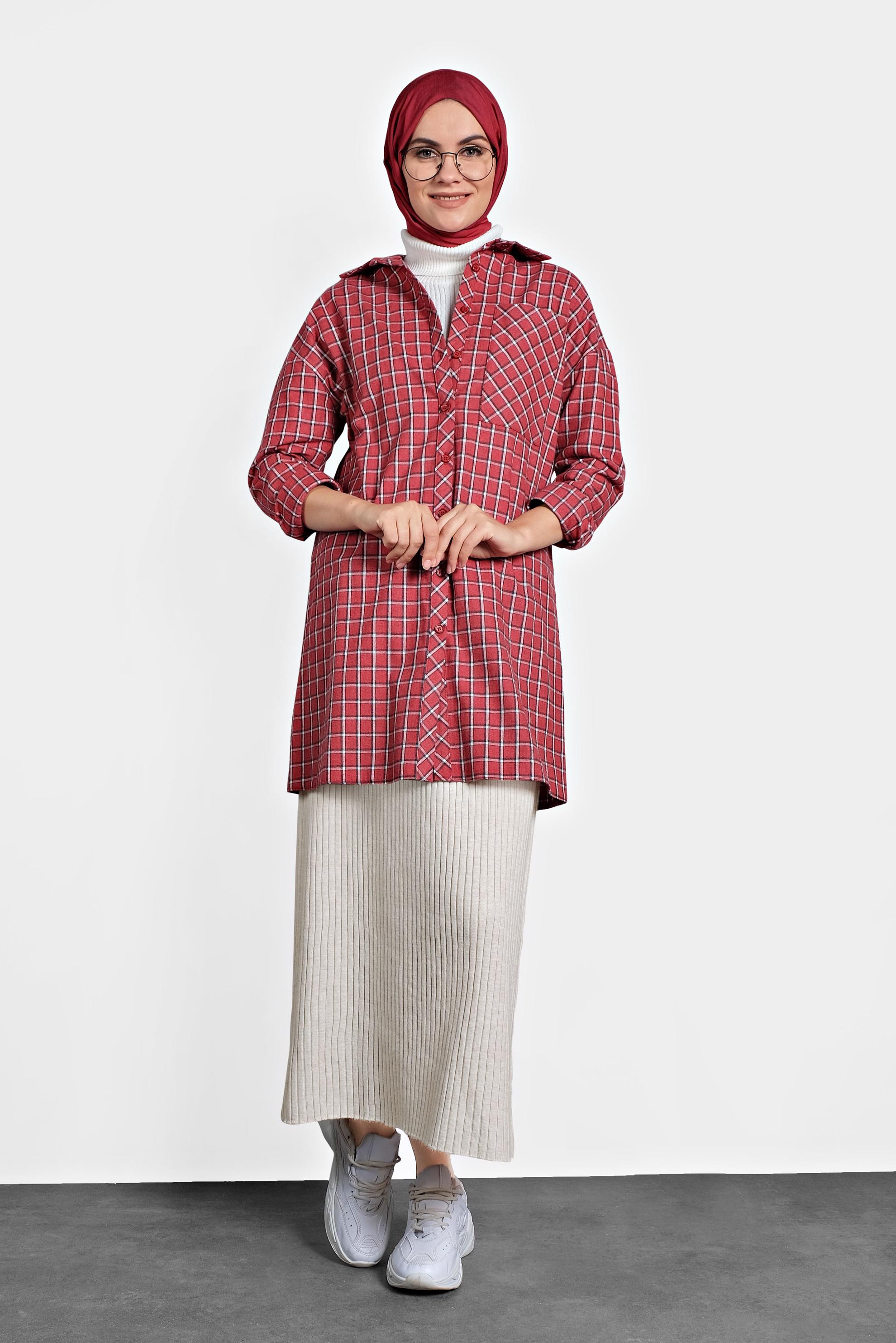 Tesettür giyim KIRMIZI PAMUKLU KARE DESENLİ TUNİK  40172
