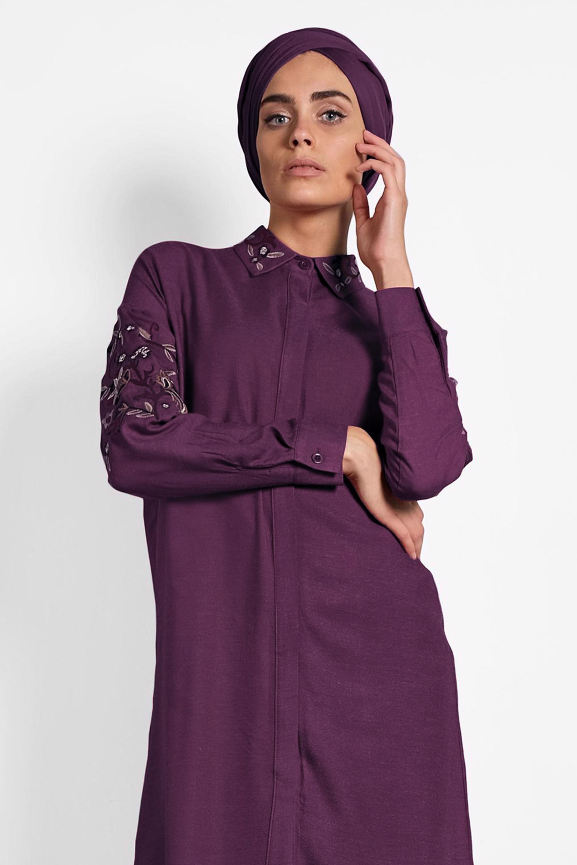 Tesettür giyim MÜRDÜM ÇİÇEK NAKIŞLI TUNİK 40238