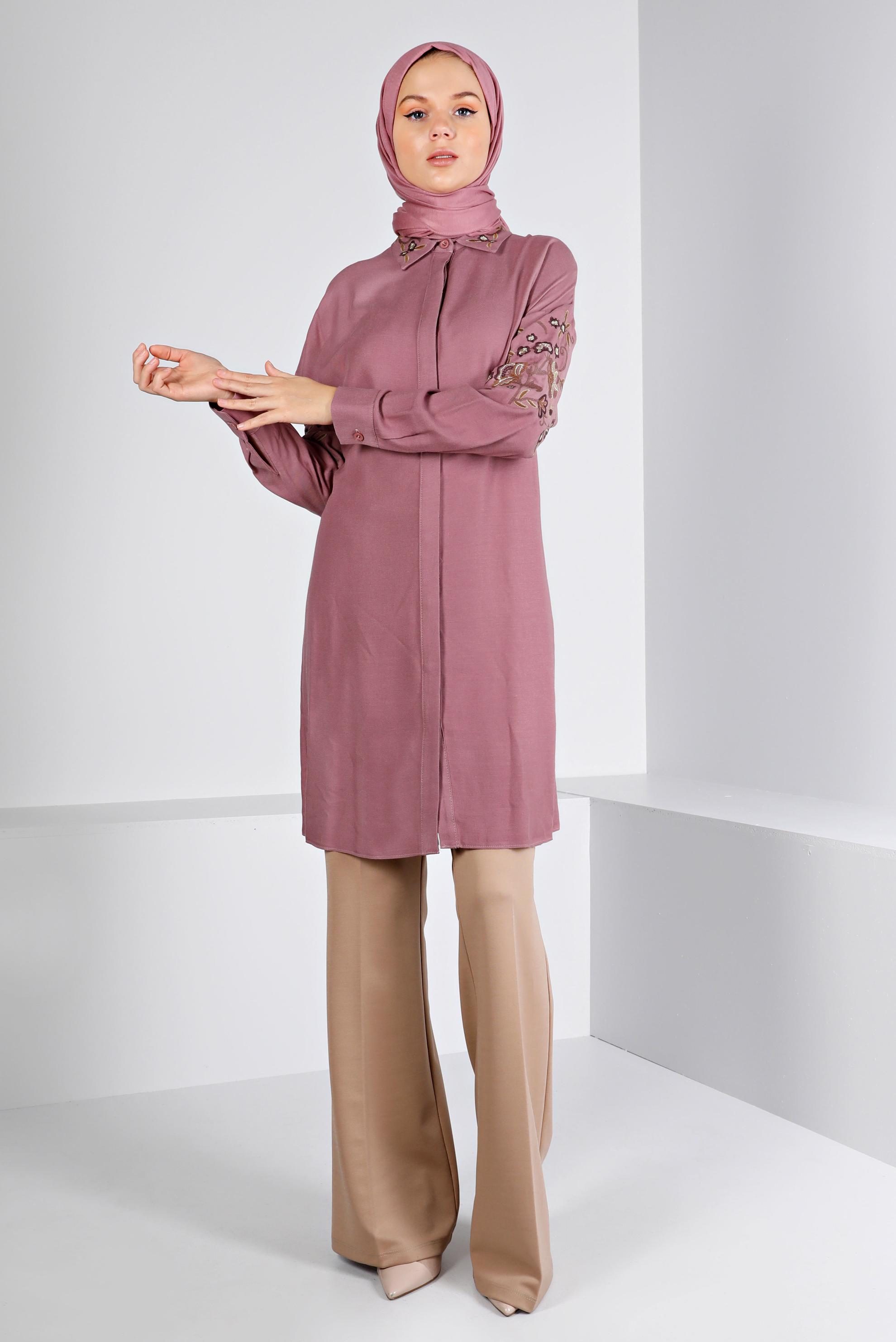 Tesettür giyim PUDRA ÇİÇEK NAKIŞLI TUNİK 40238