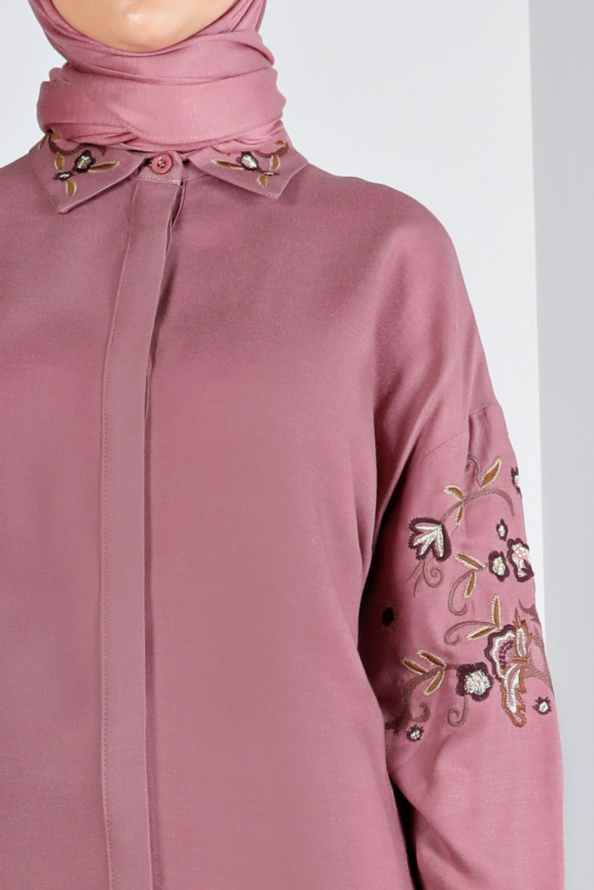 Tesettür giyim PUDRA ÇİÇEK NAKIŞLI TUNİK 40238