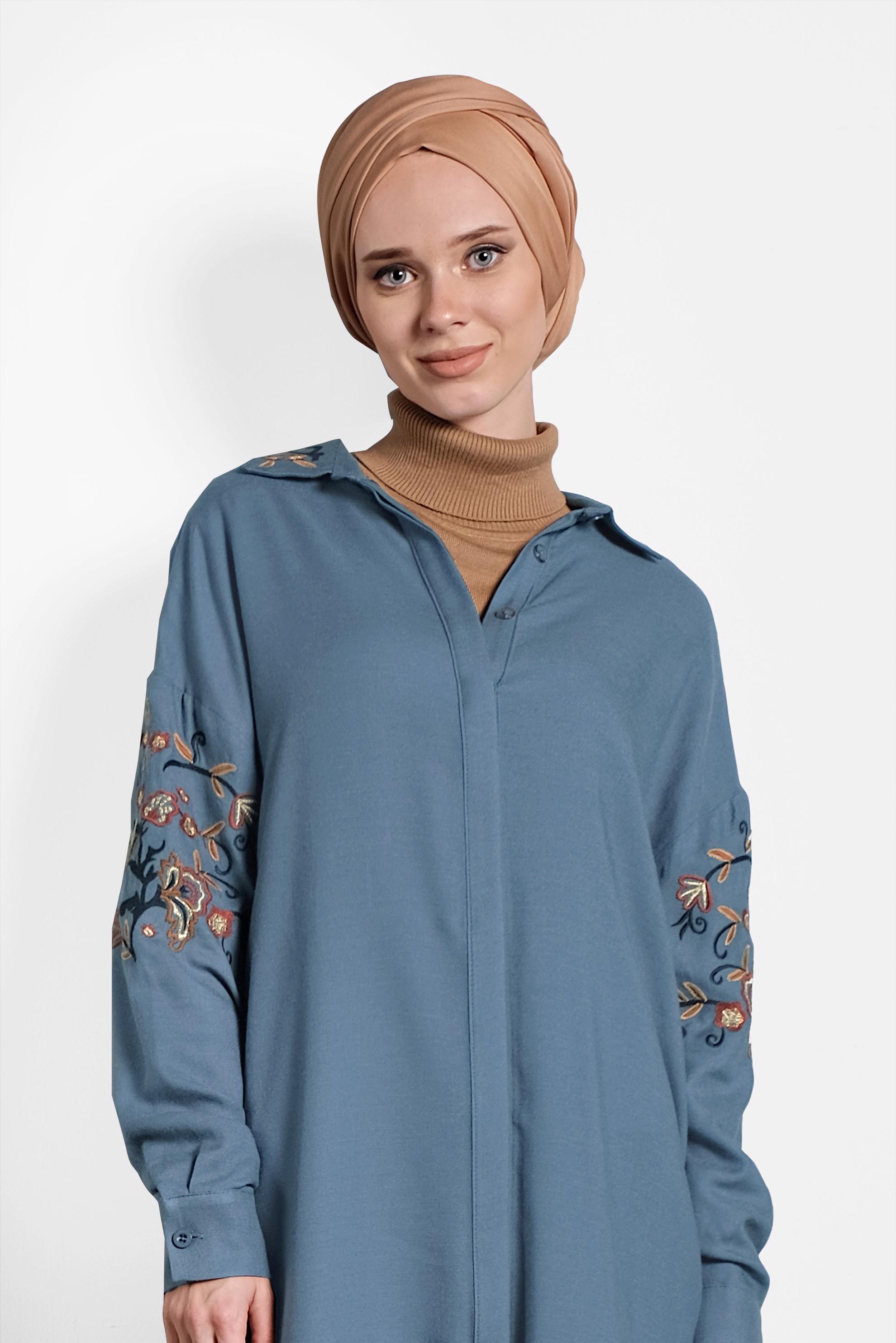 Tesettür giyim LACİVERT ÇİÇEK NAKIŞLI TUNİK 40238