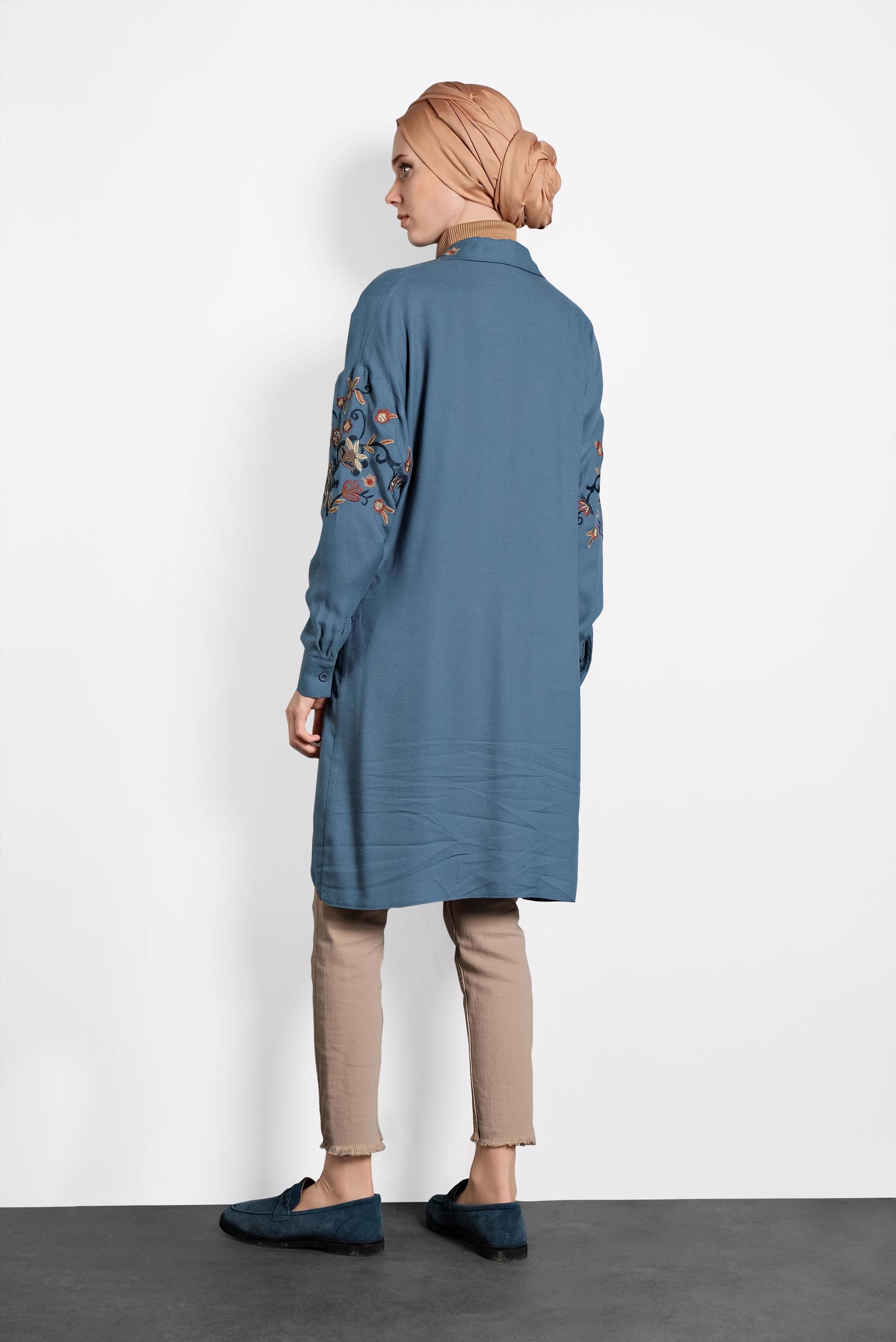 Tesettür giyim LACİVERT ÇİÇEK NAKIŞLI TUNİK 40238