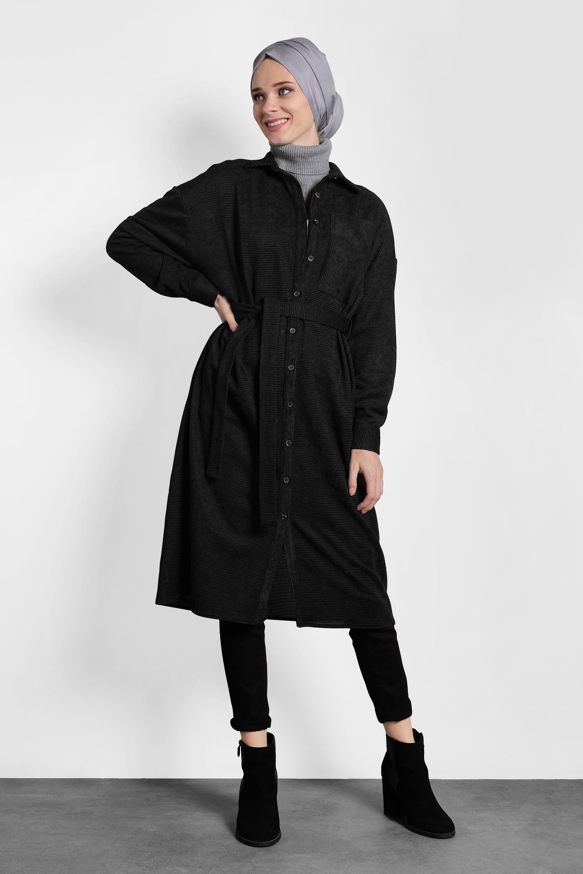Tesettür giyim SİYAH KADİFE FİTİLLİ DÜĞMELİ TUNİK 40301