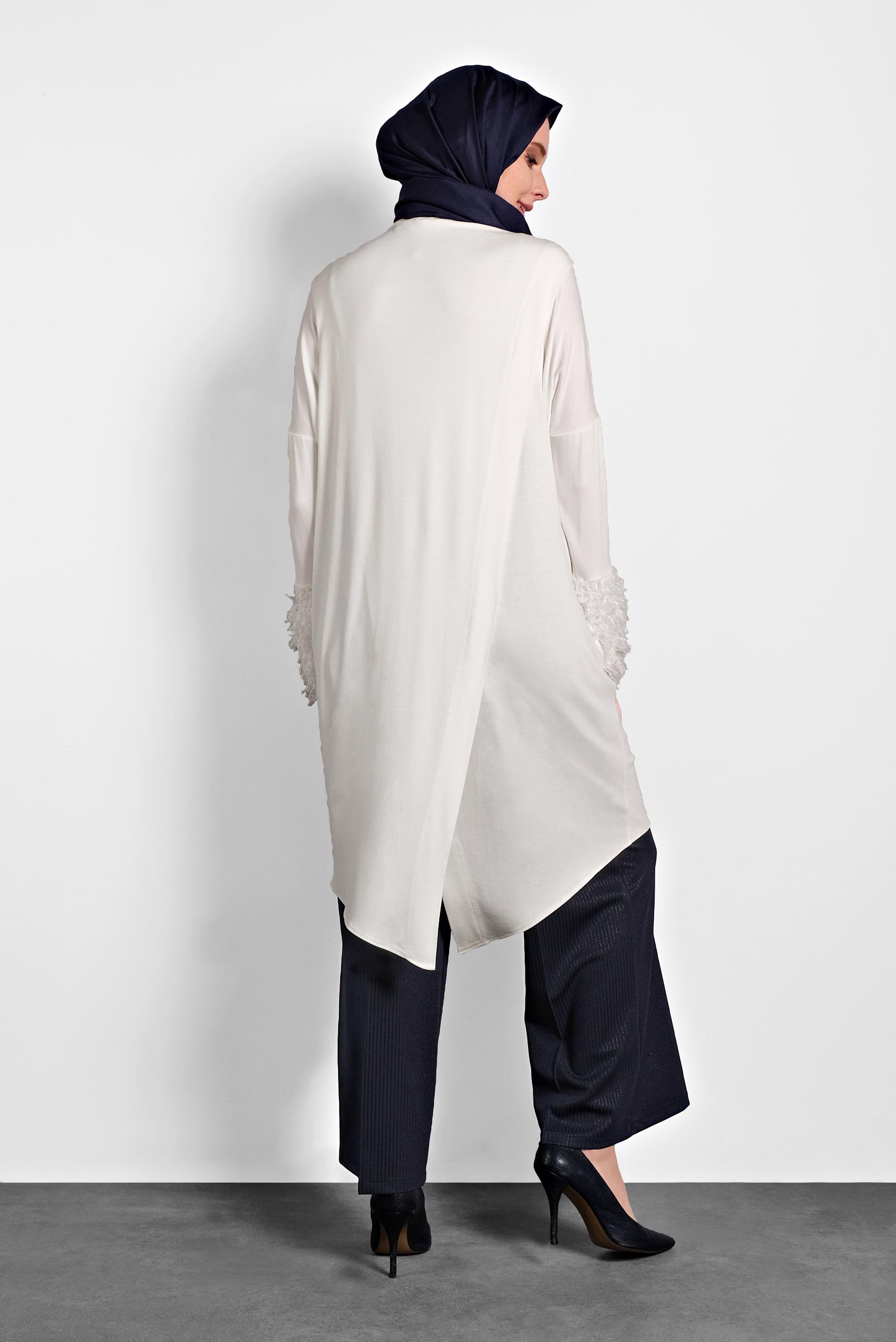 Tesettür giyim BEYAZ ASİMETRİK KESİM TUNİK 40320