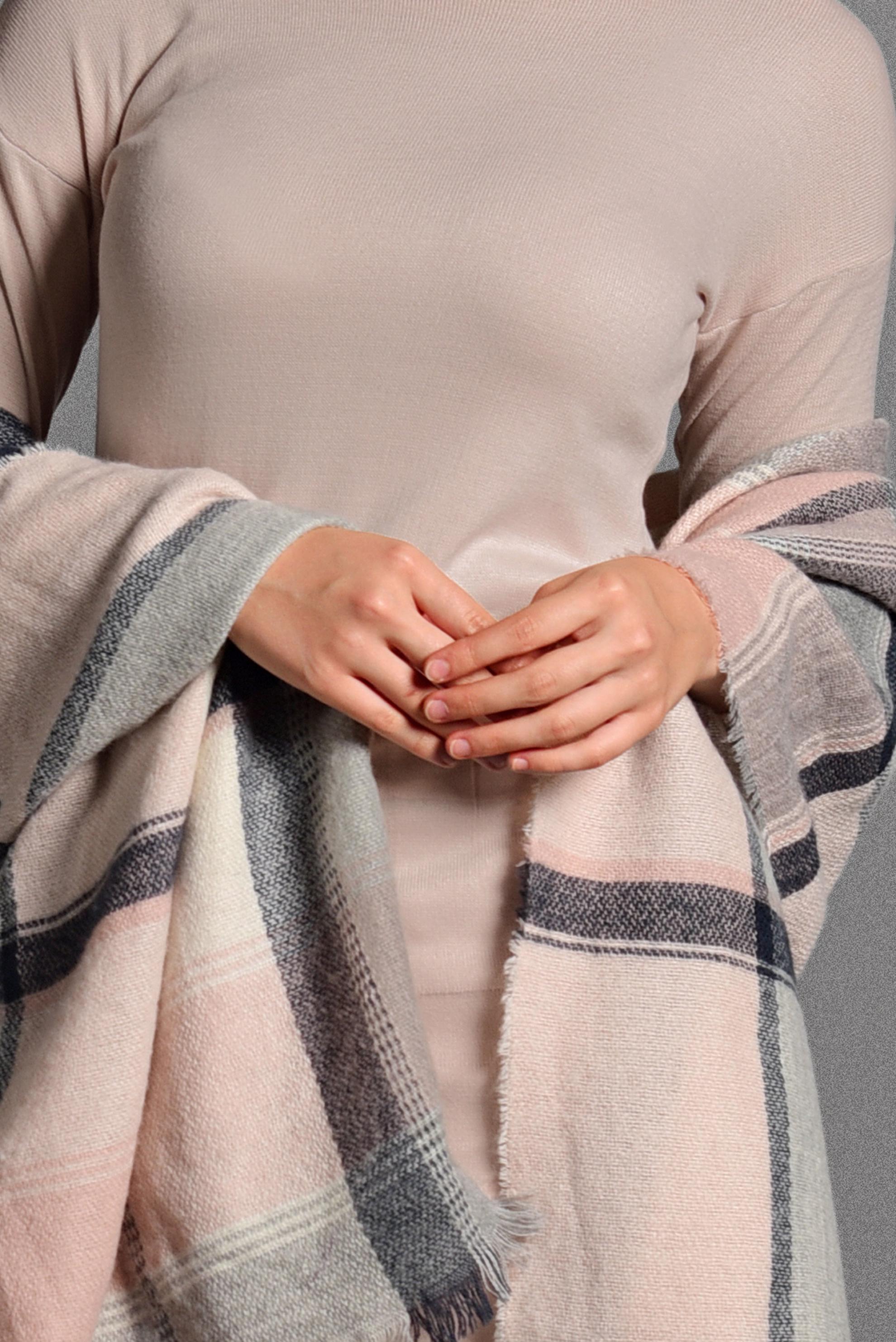 Tesettür giyim PUDRA CEPLİ TRİKO TUNİK 40424