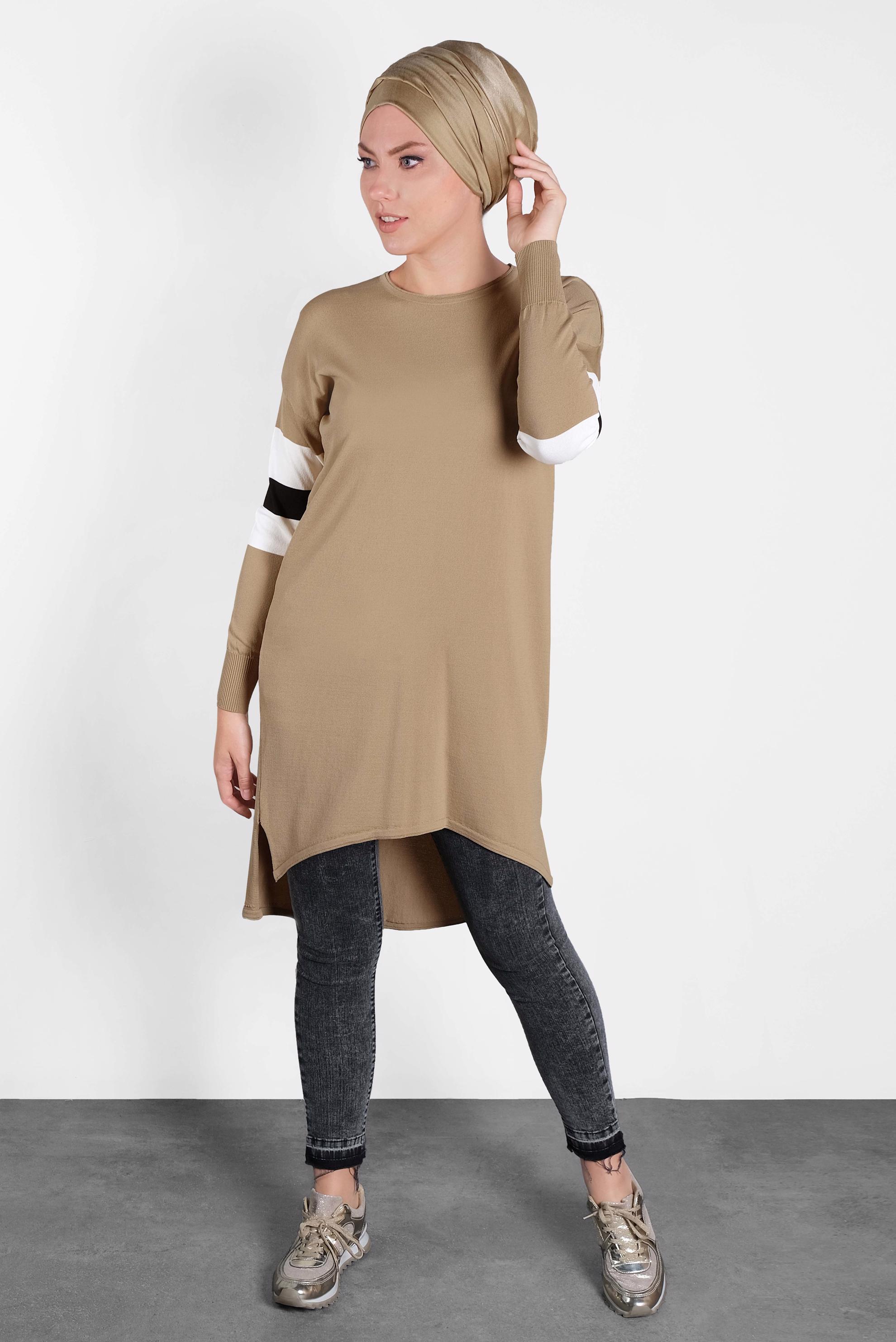 Tesettür giyim BEJ YANLARI YIRTMAÇLI TUNİK 4140 