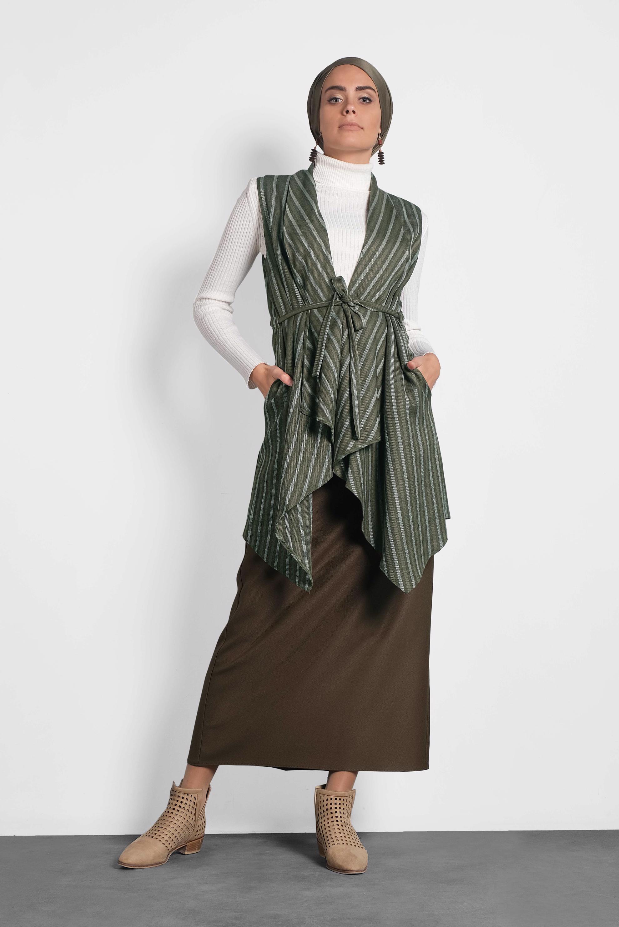 Vêtements hijab KAKI GILET À COUPE ASYMÉTRIQUE 40234 