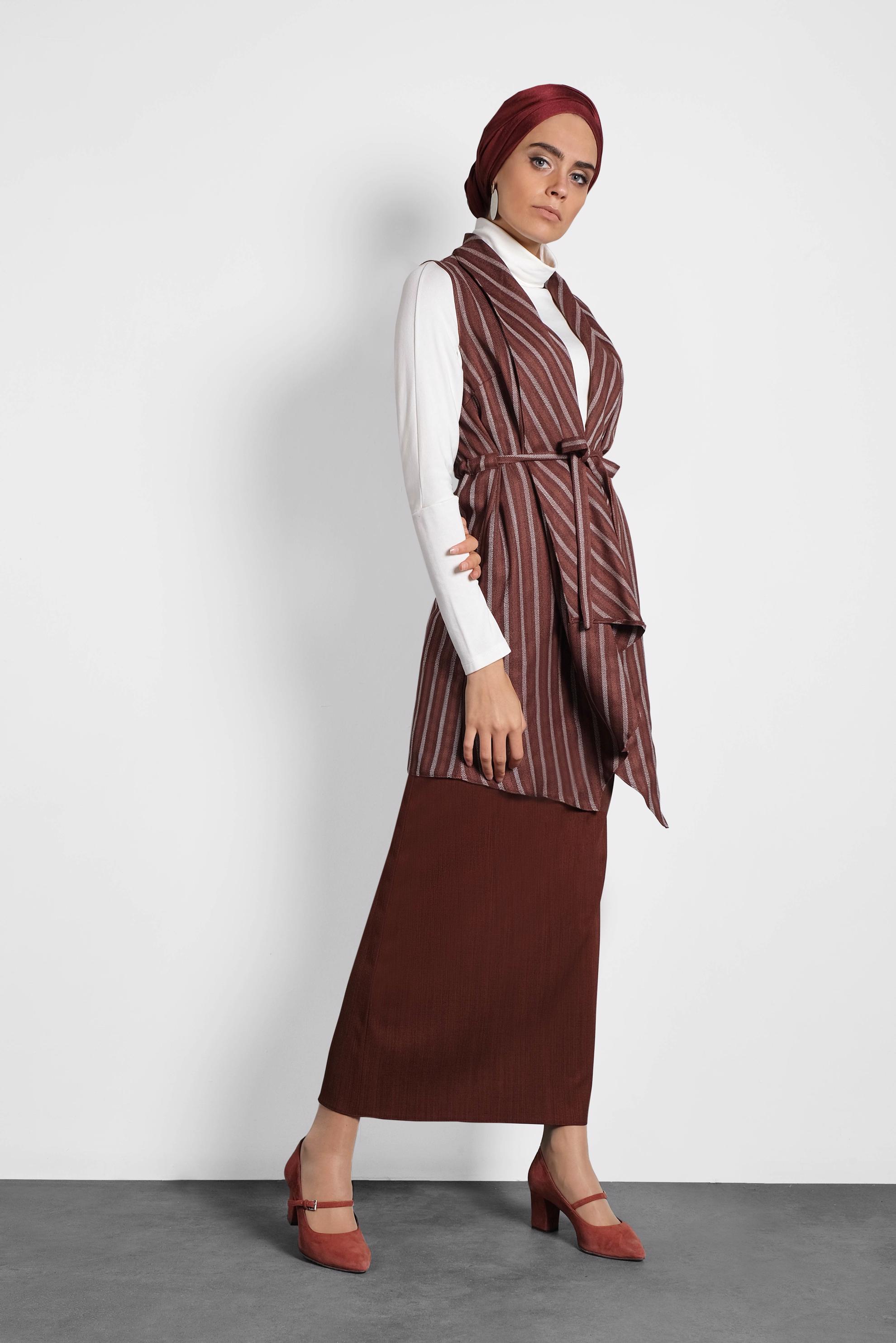 Tesettür giyim TURUNCU ÇİZGİLİ ASİMETRİK KESİM YELEK 40234