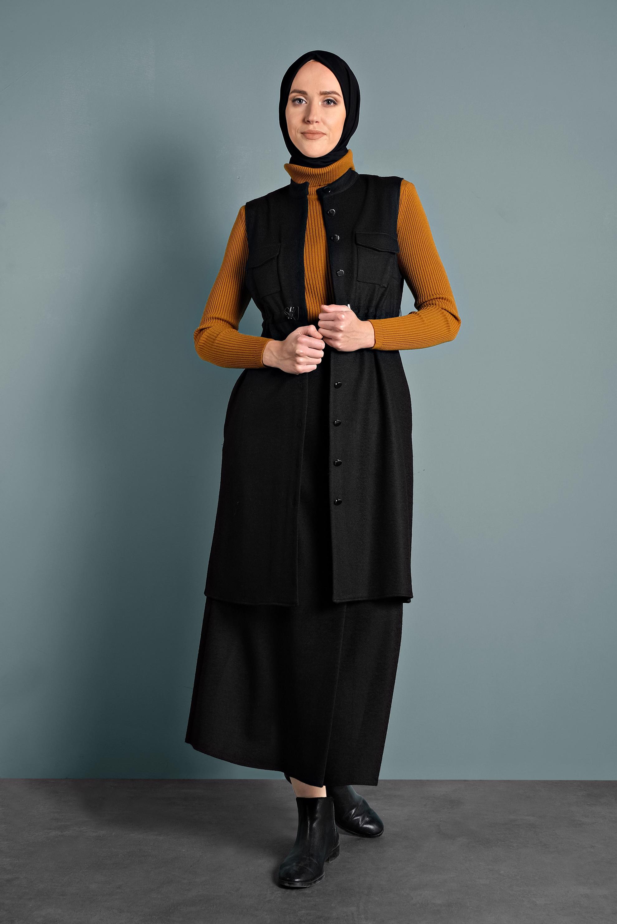 Tesettür giyim SİYAH BELİ BÜZGÜLÜ YELEK 40300