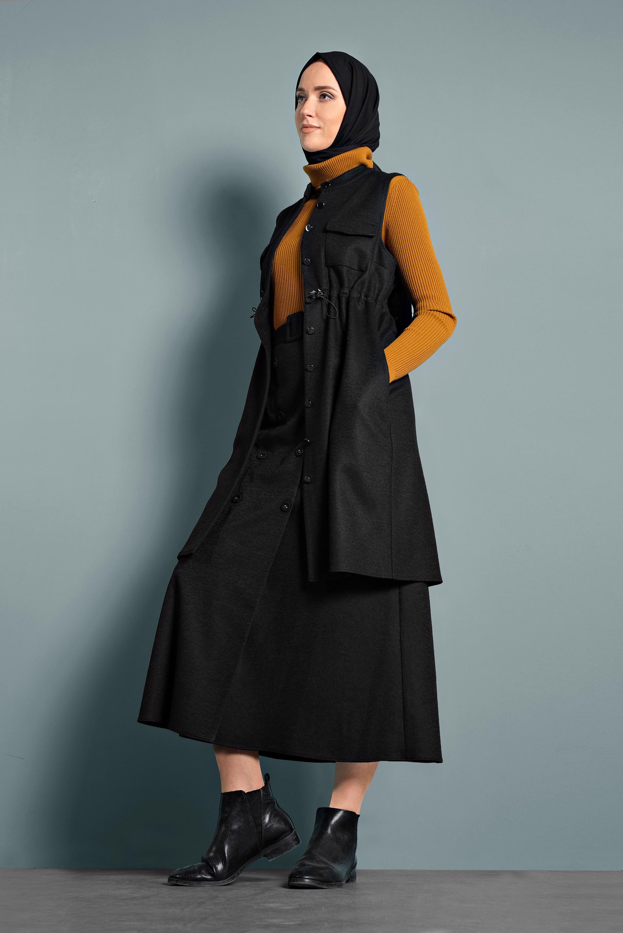 Tesettür giyim SİYAH BELİ BÜZGÜLÜ YELEK 40300