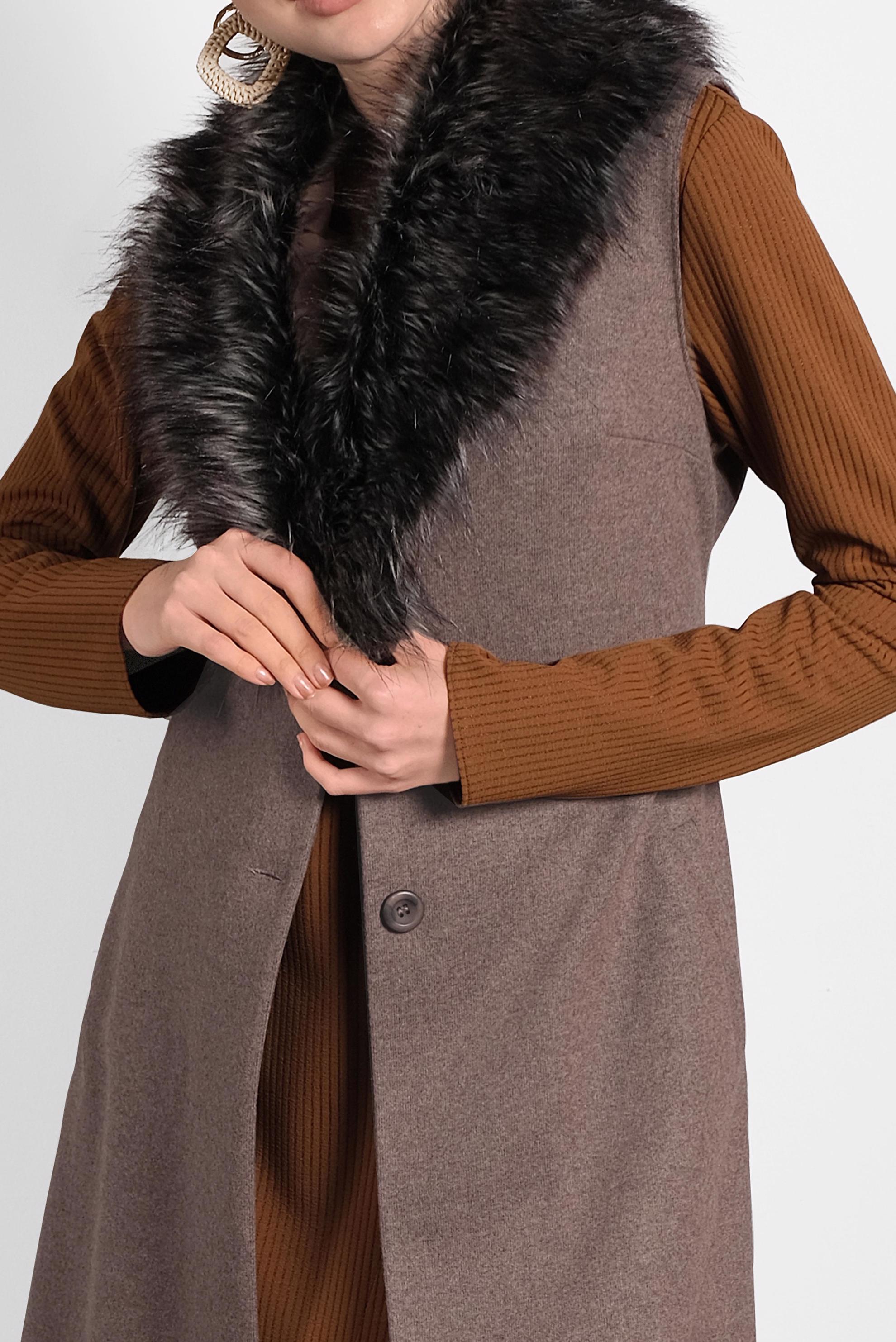 Hijab clothing BROWN FAUX-FUR COLLAR VEST WITH POCKET 40310 