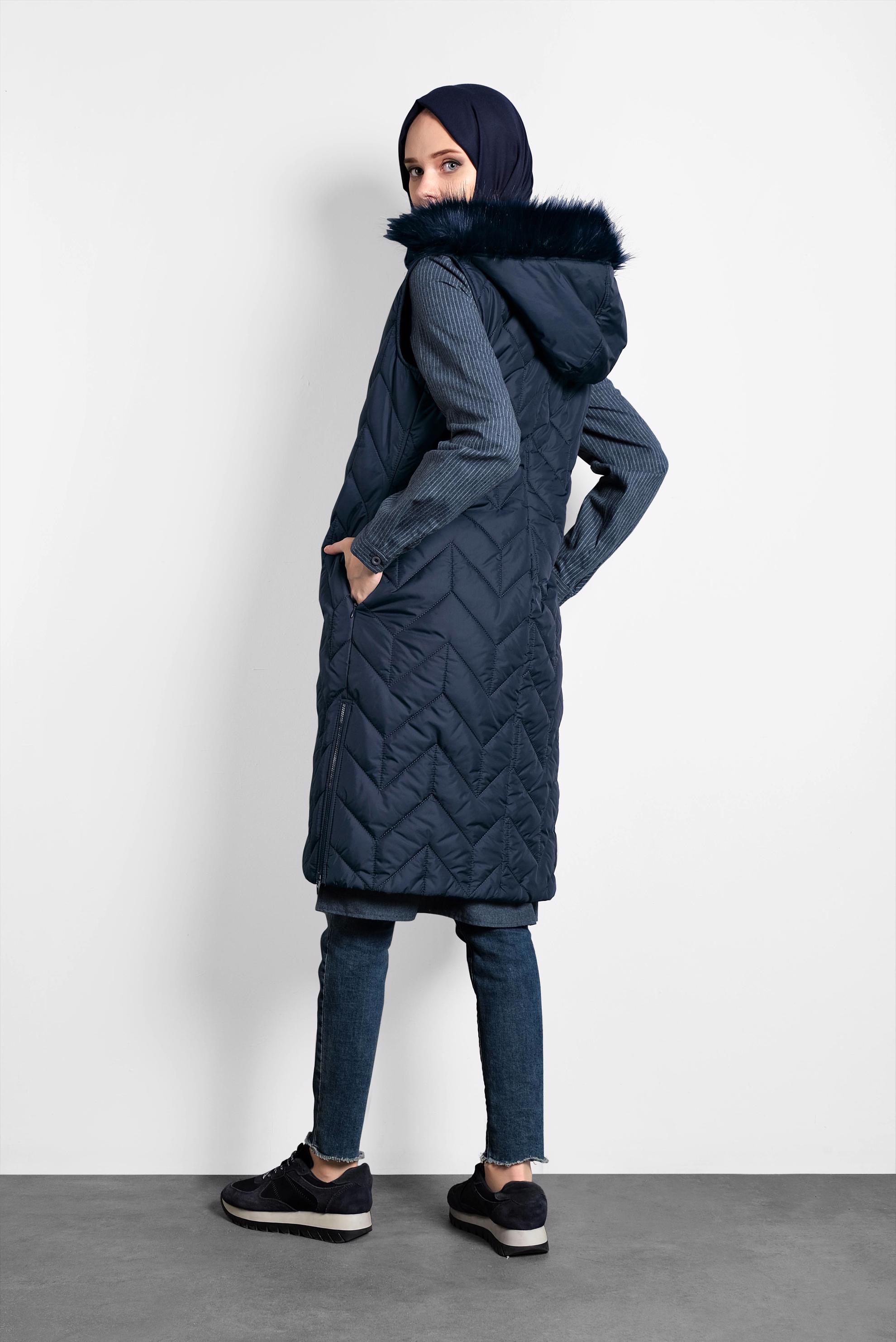 Tesettür giyim LACİVERT ŞİŞME KAPİTONE YELEK 90053