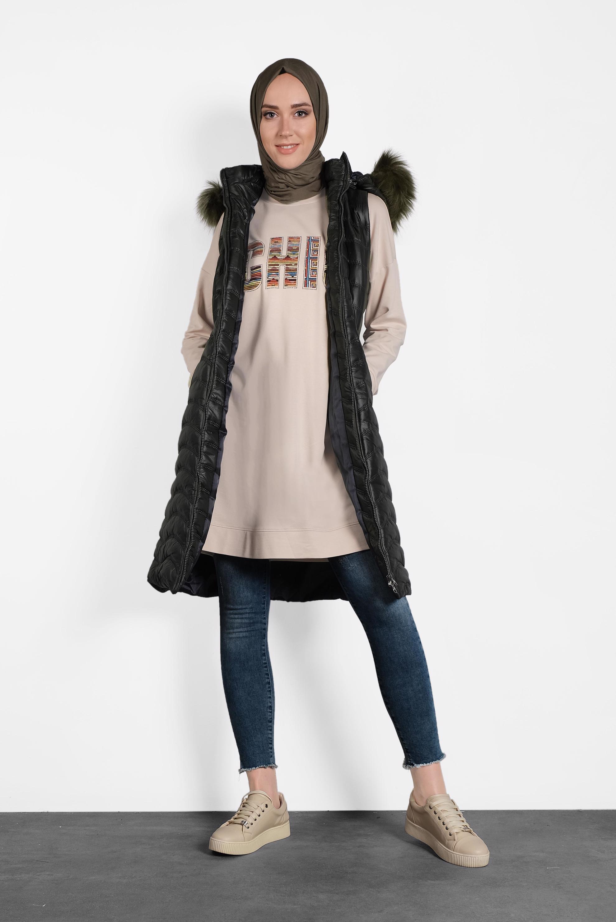 Tesettür giyim HAKİ KÜRKLÜ KAPÜŞONLU ŞİŞME YELEK 90097