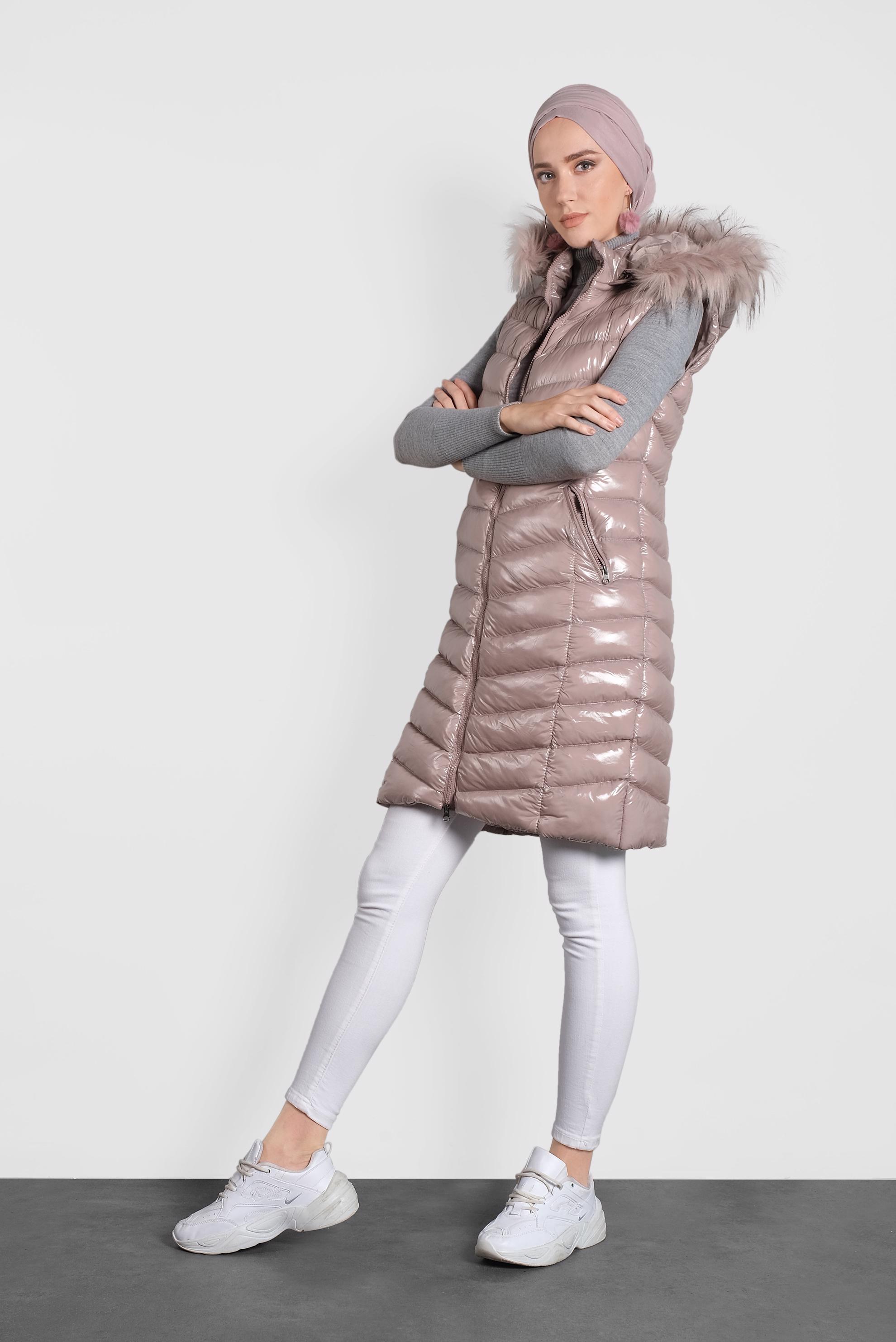 Tesettür giyim PUDRA KAPÜŞONU KÜRKLÜ RUGAN ŞİŞME YELEK 90098