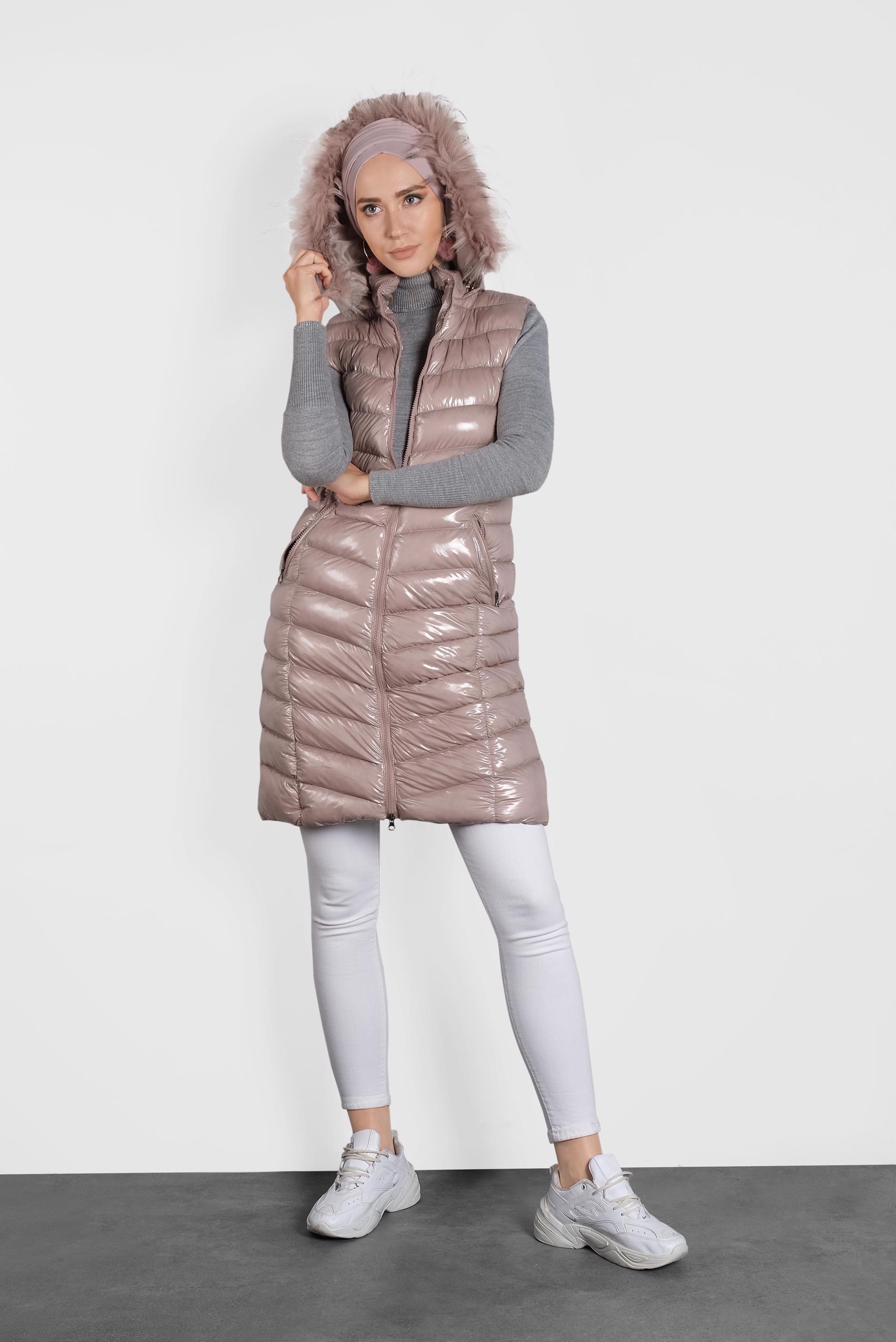 Tesettür giyim PUDRA KAPÜŞONU KÜRKLÜ RUGAN ŞİŞME YELEK 90098