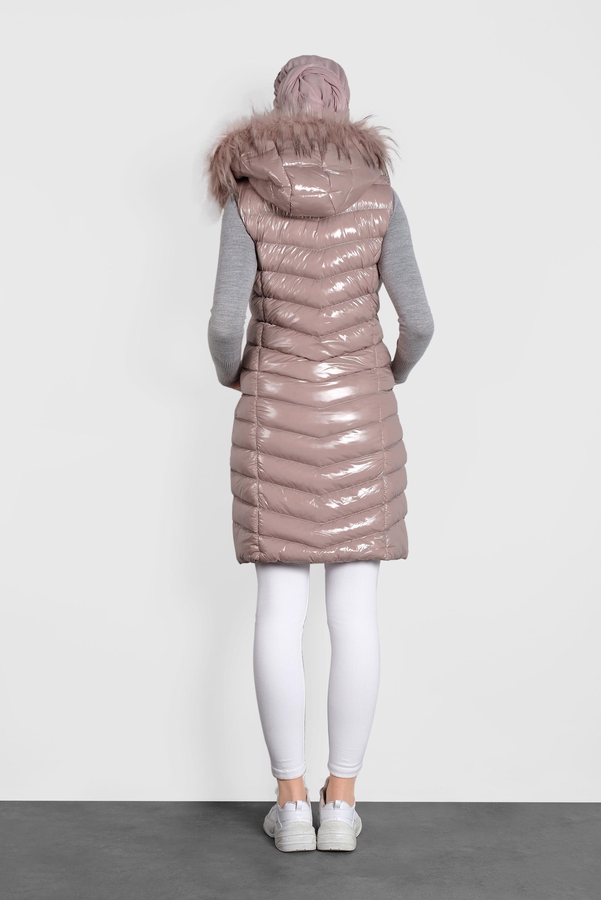 Tesettür giyim PUDRA KAPÜŞONU KÜRKLÜ RUGAN ŞİŞME YELEK 90098