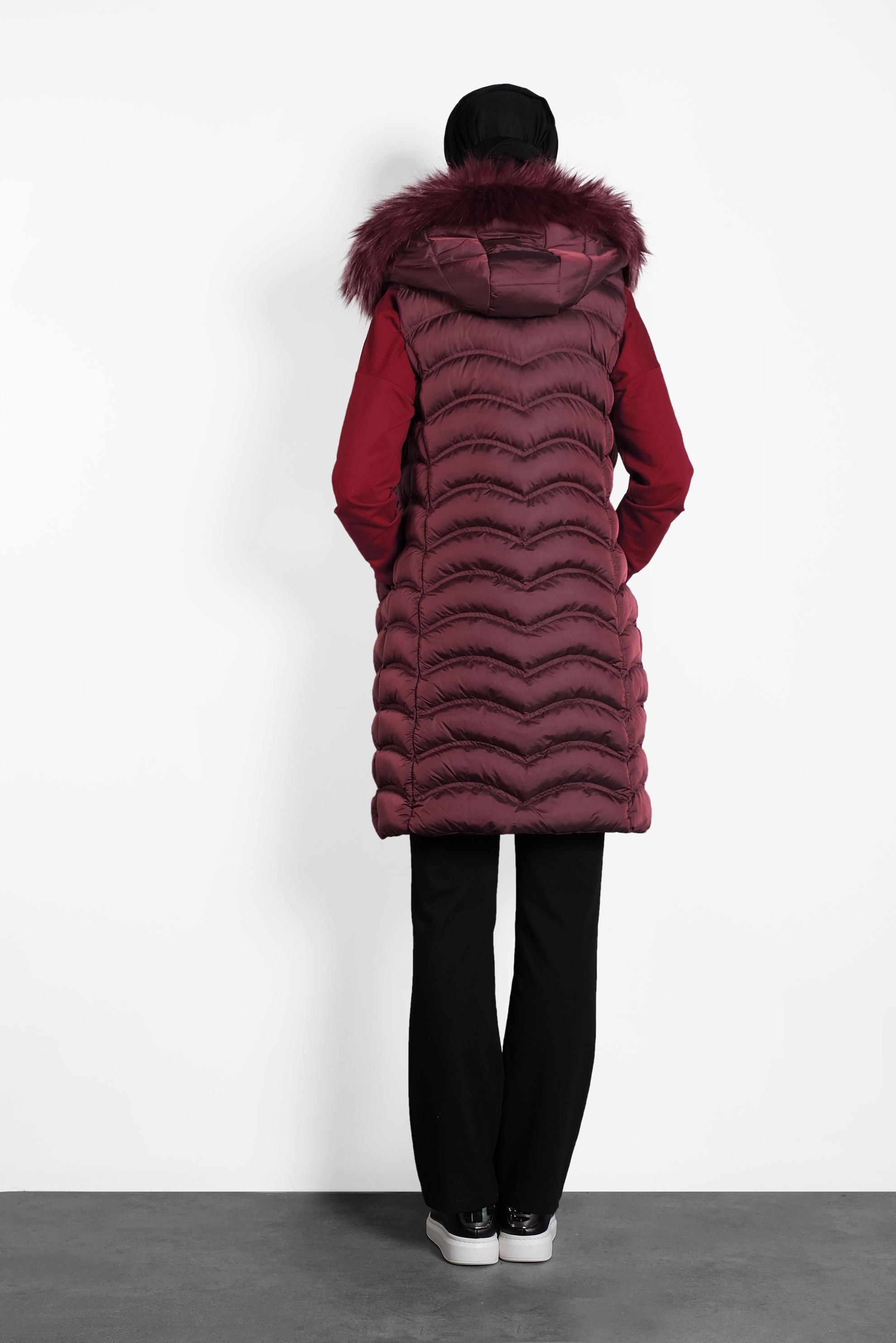 Tesettür giyim BORDO KÜRKLÜ KAPÜŞONLU ŞİŞME YELEK 90099