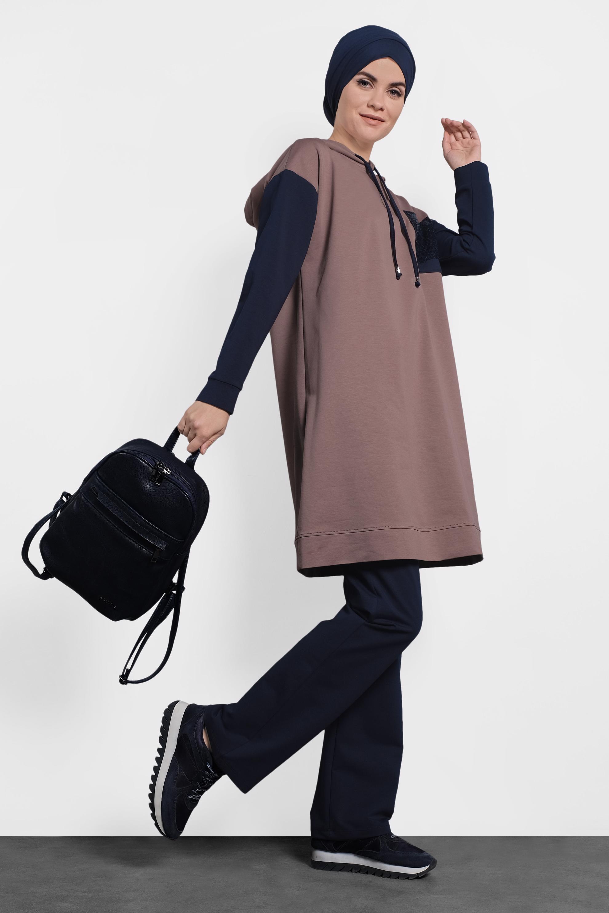 Tesettür giyim PEMBE KAPÜŞONLU EŞOFMAN TAKIMI 40101