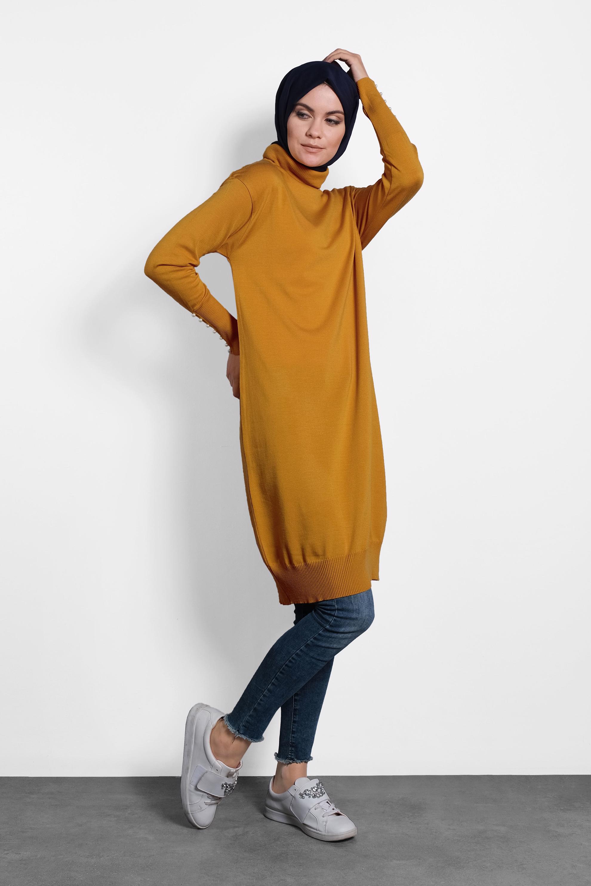 Tesettür giyim SARI BALIKÇI YAKA KOLLARI İNCİ DETAYLI TRİKO TUNİK 40023 