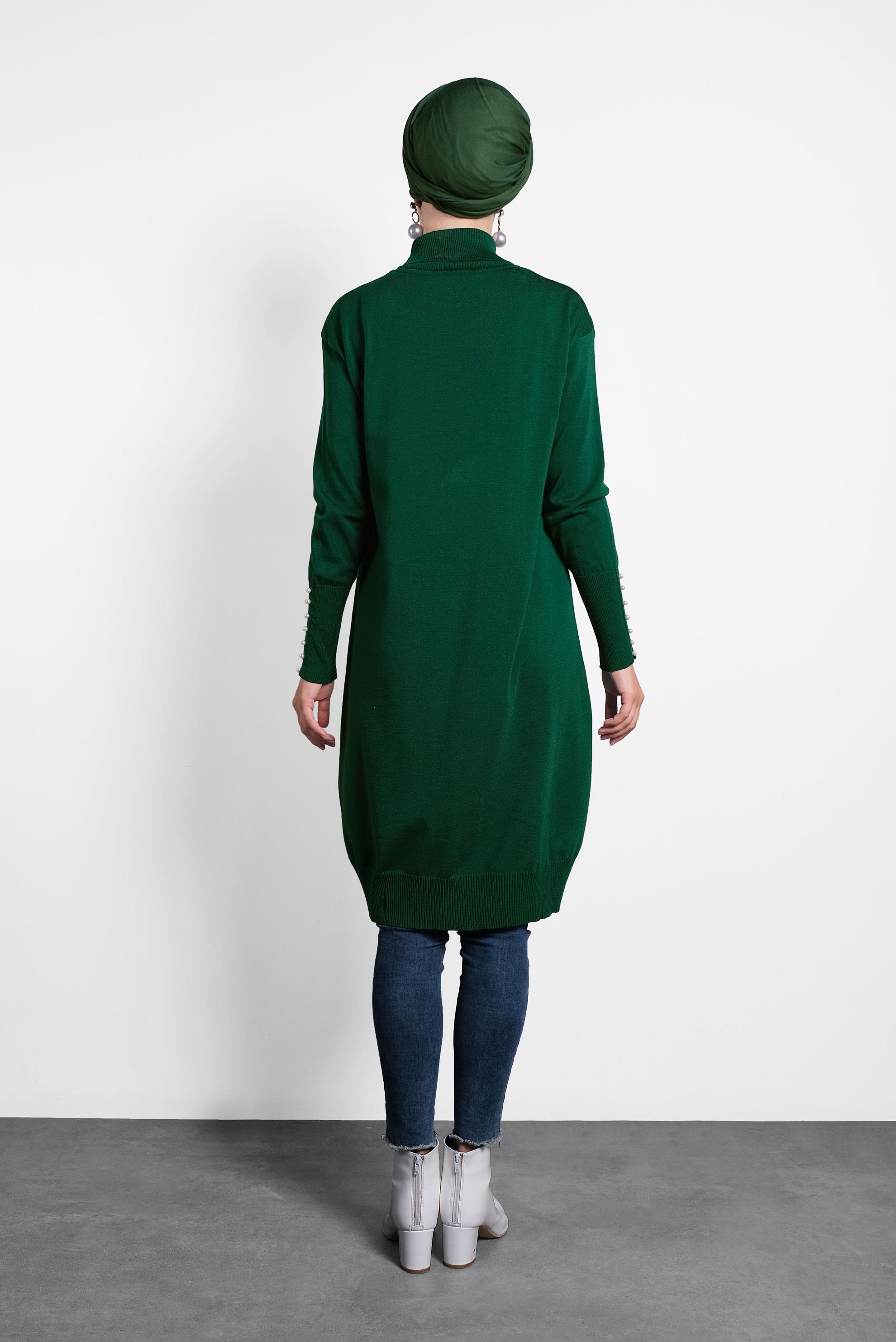 Tesettür giyim YEŞİL BALIKÇI YAKA KOLLARI İNCİ DETAYLI TRİKO TUNİK 40023 