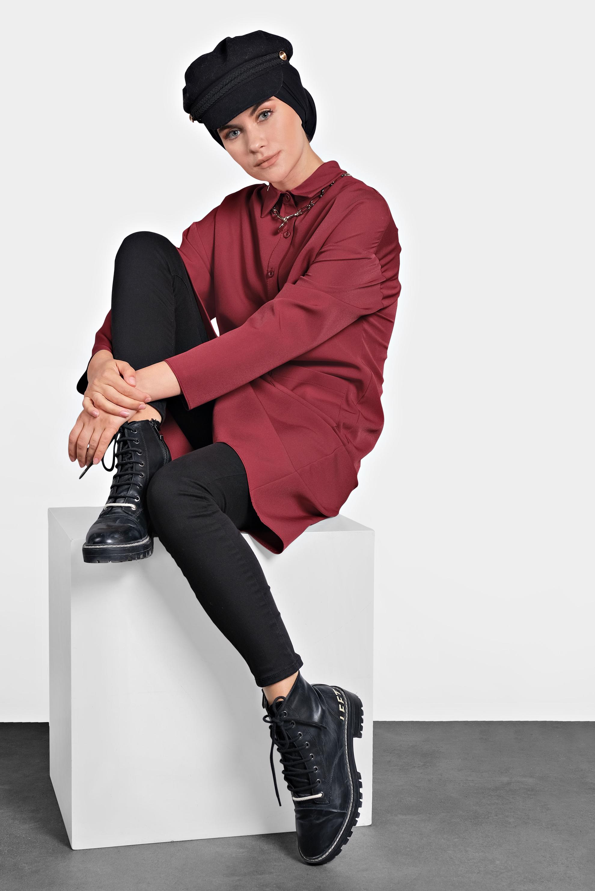 Tesettür giyim KIRMIZI BASKILI DÜĞMELİ TUNİK 40113 