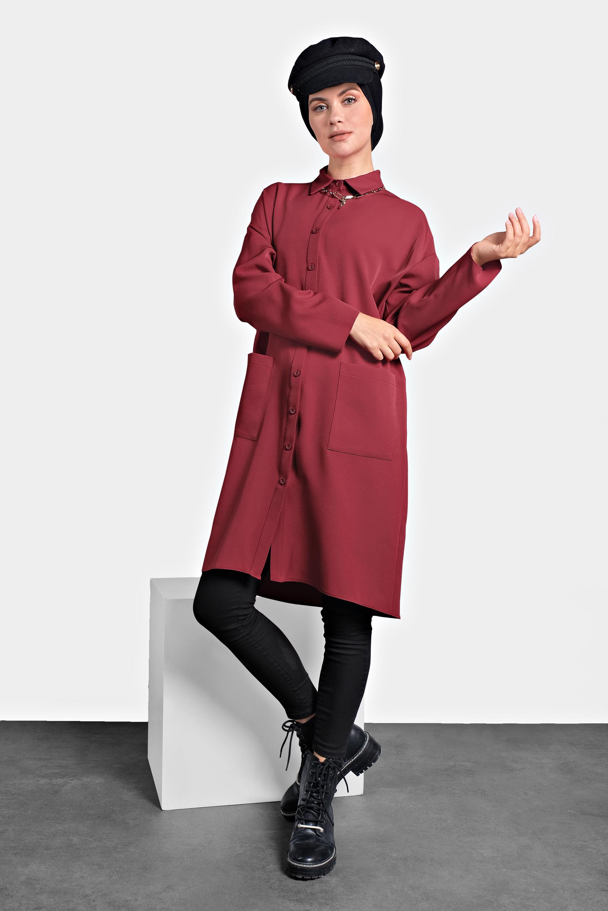 Tesettür giyim KIRMIZI BASKILI DÜĞMELİ TUNİK 40113 