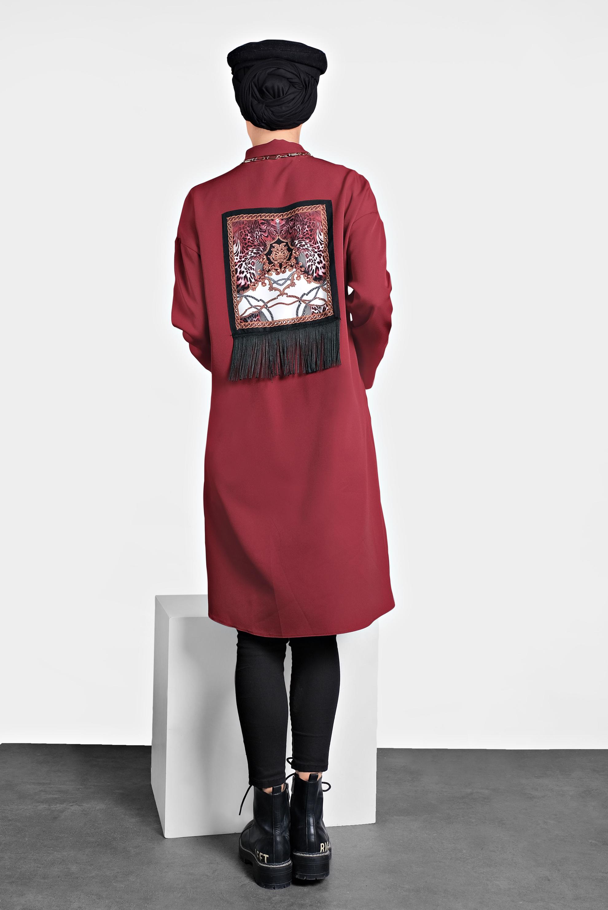 Tesettür giyim KIRMIZI BASKILI DÜĞMELİ TUNİK 40113 